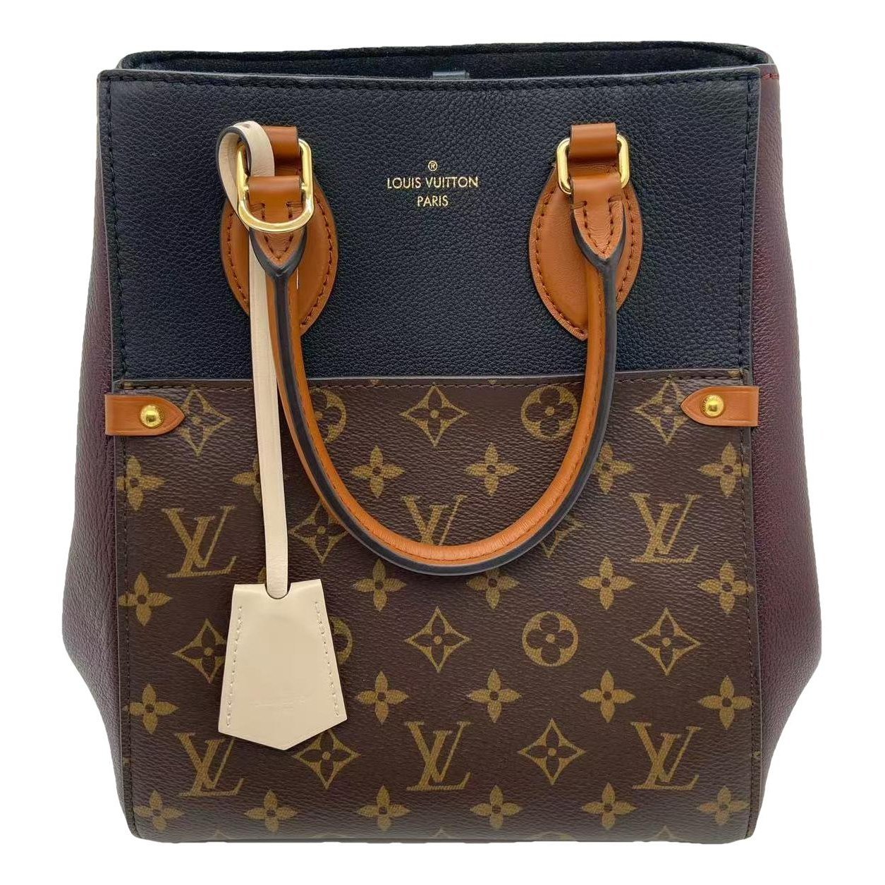 Fold leather handbag