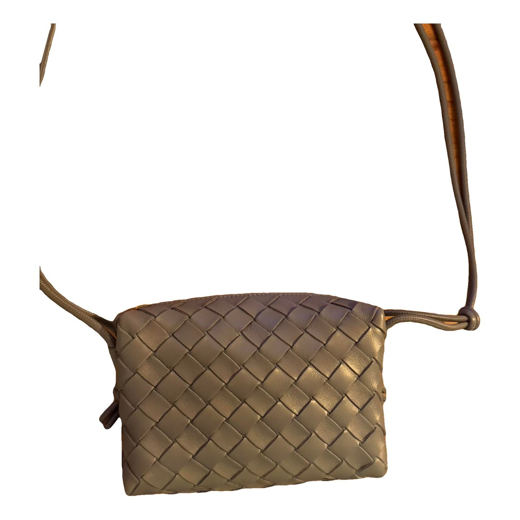 Loop leather handbag