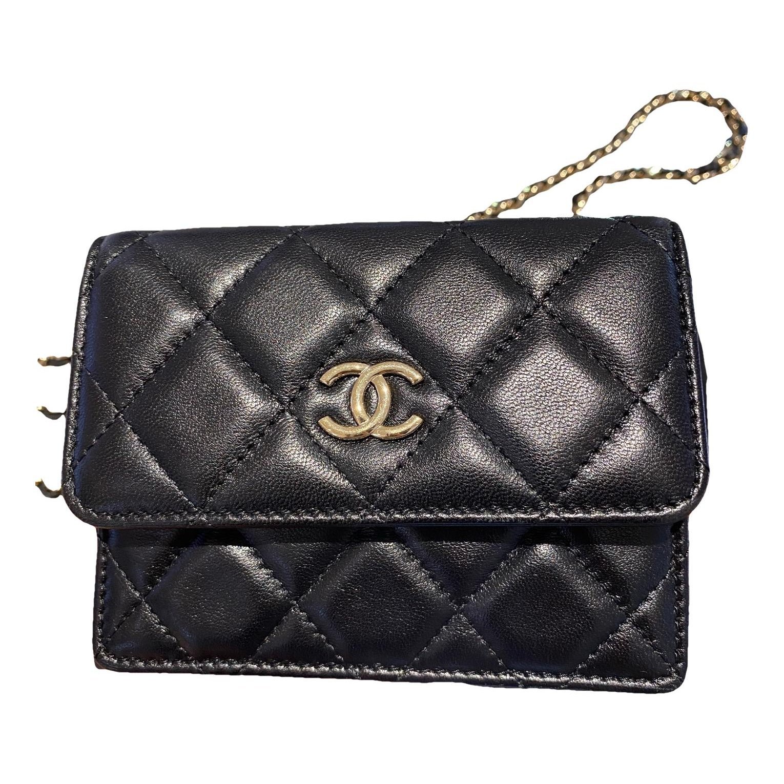 Wallet On Chain leather crossbody bag