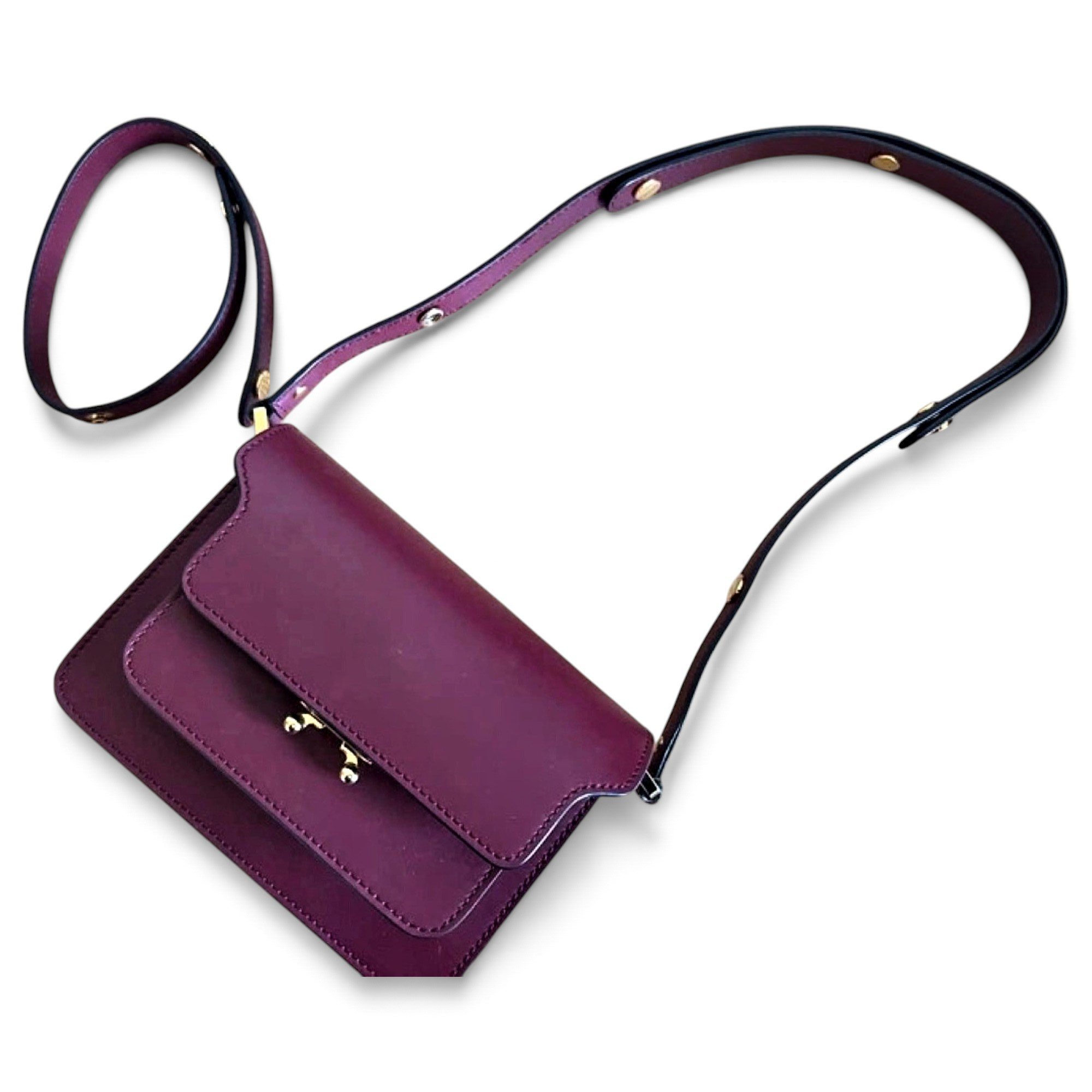 Trunk leather handbag