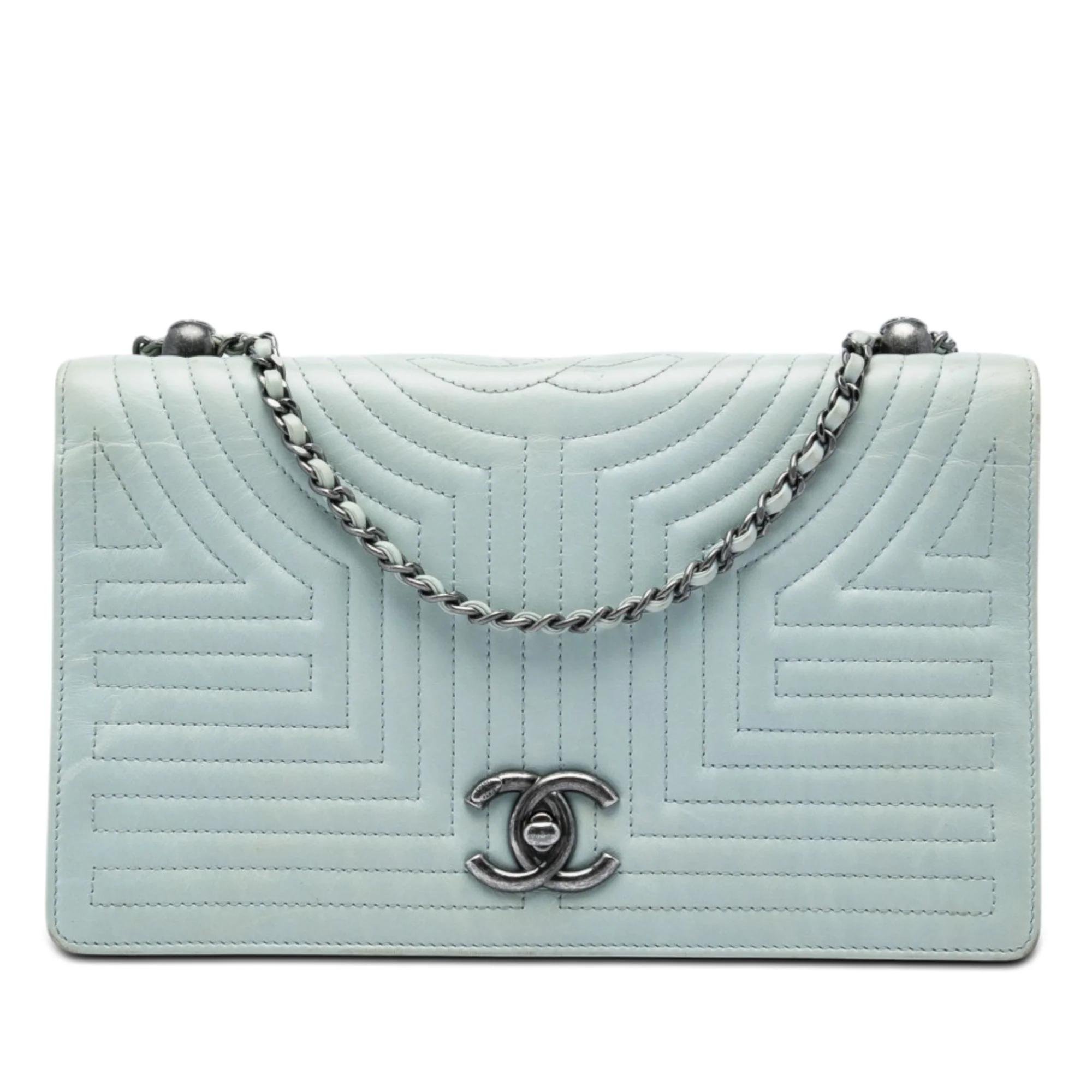 Timeless/Classique leather crossbody bag