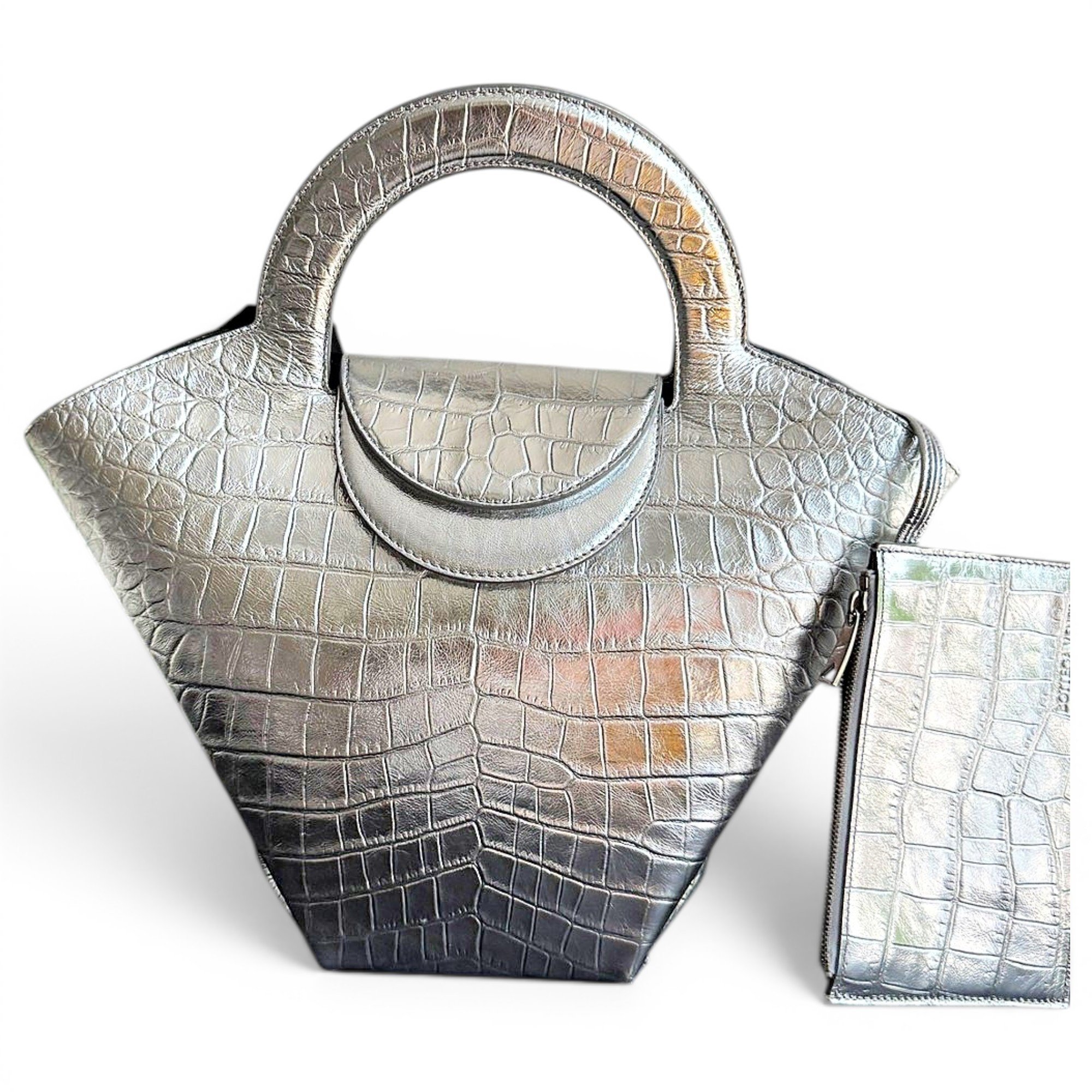Leather handbag