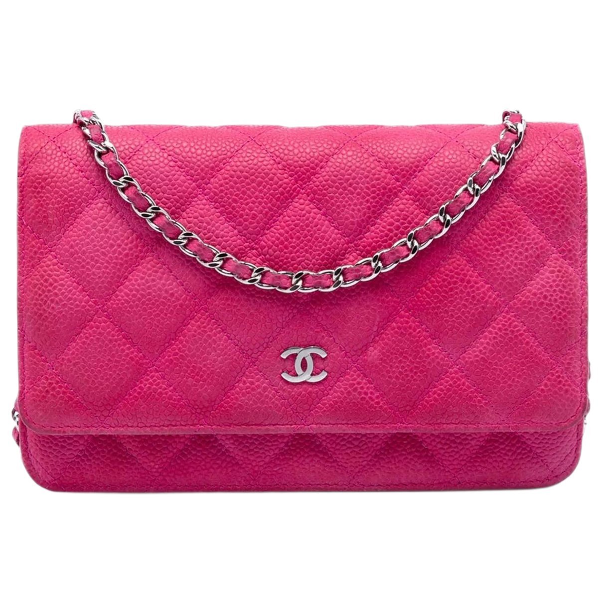 Wallet On Chain leather crossbody bag