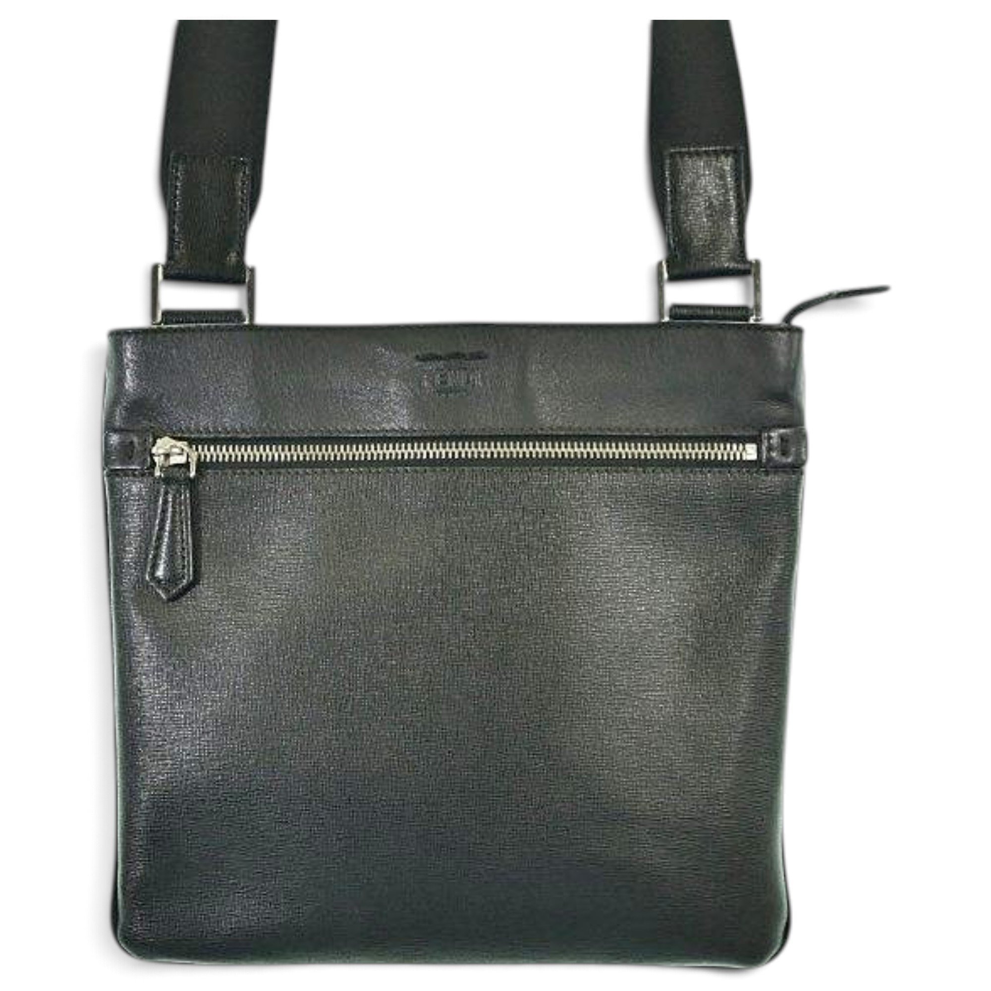 Pocket leather handbag
