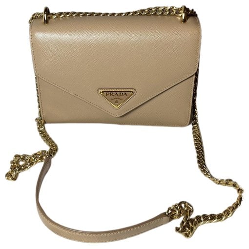Triangle leather handbag