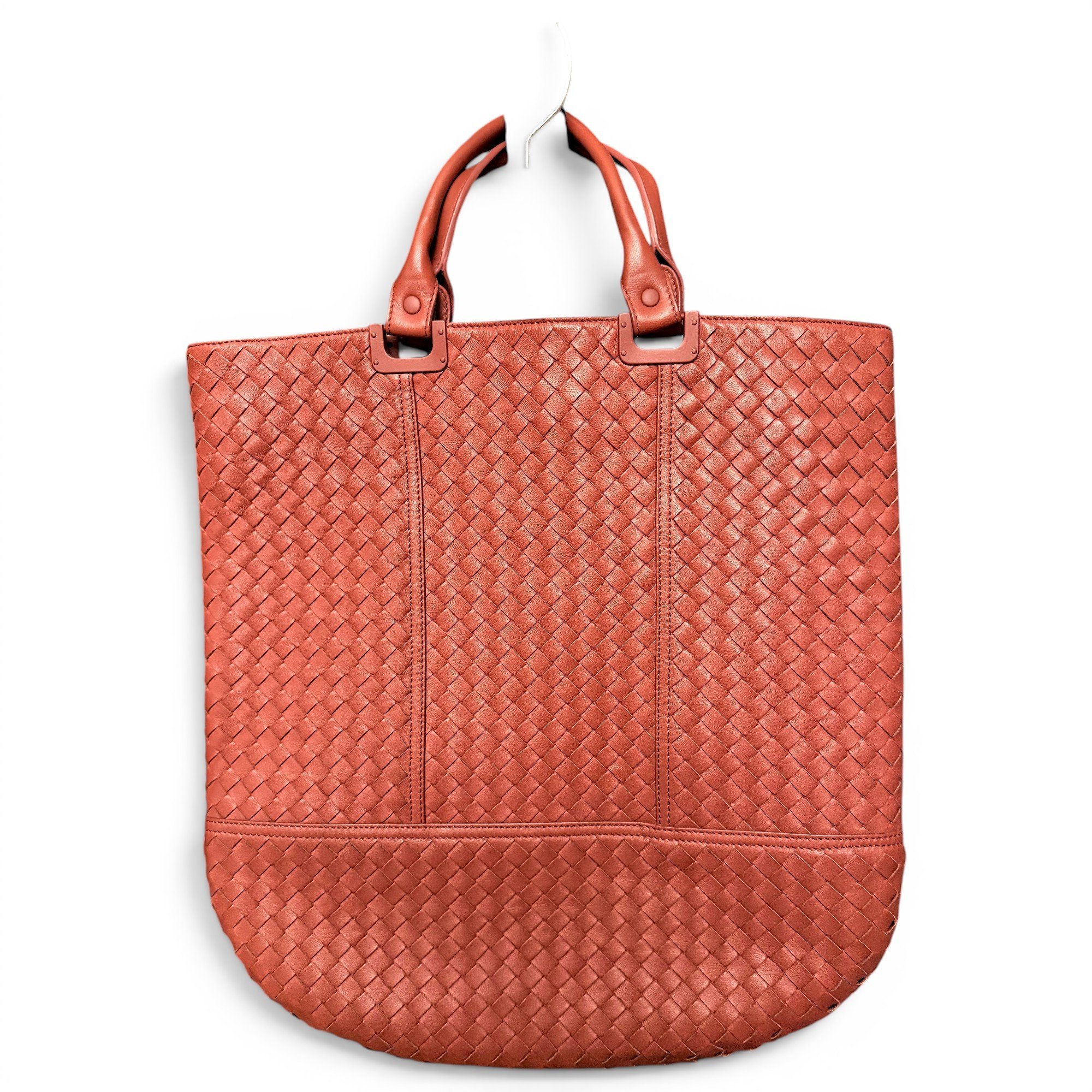 Leather tote