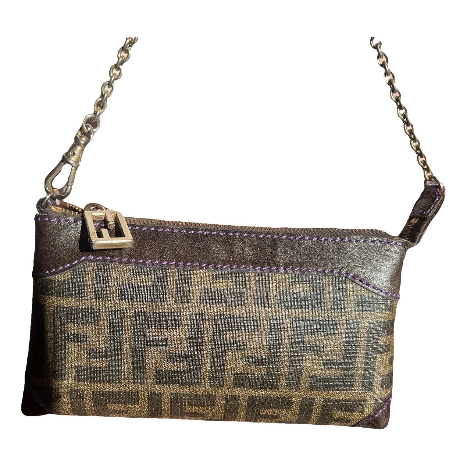 Fendi Leather clutch bag