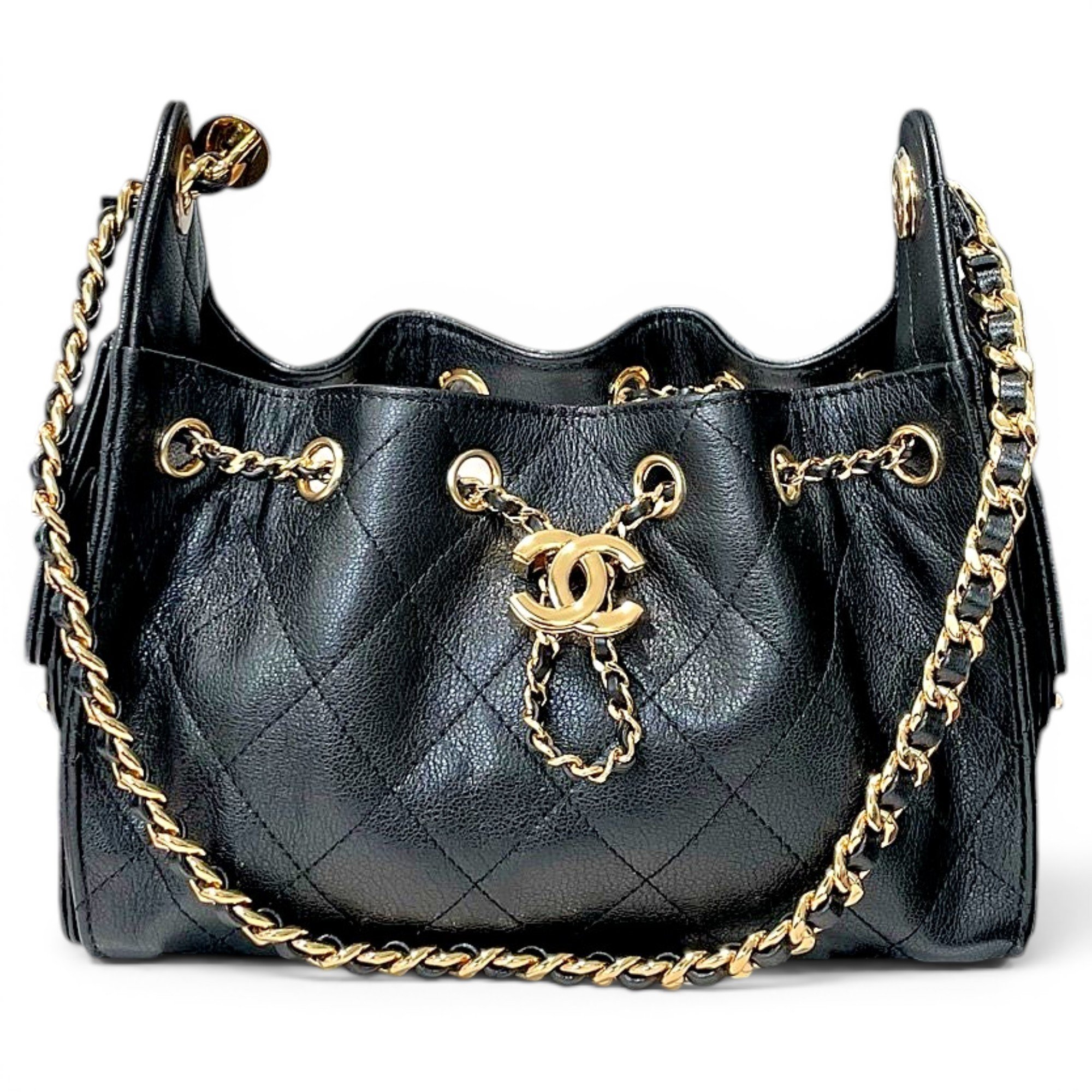 Chanel Chanel 25 leather handbag
