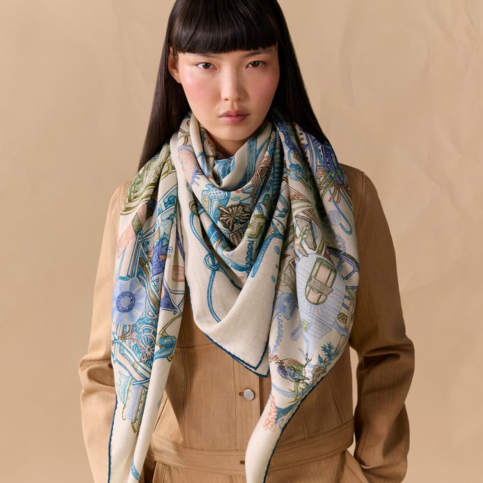 Le Monde d'Hermès Shawl 140