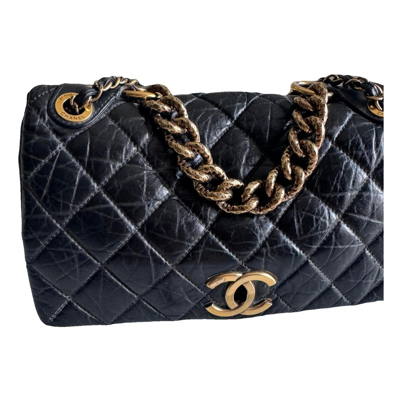 Pondichery leather handbag
