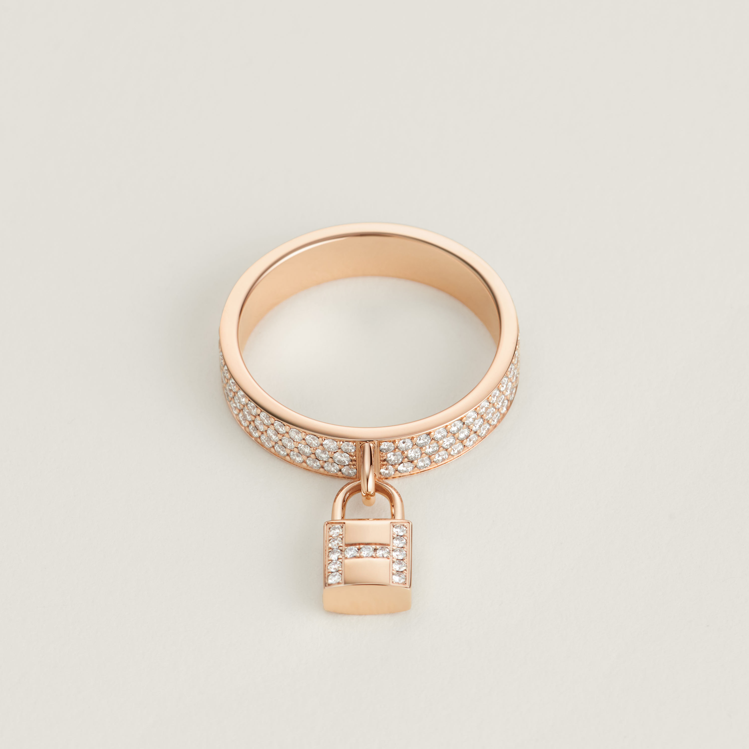 Kelly Clochette ring, medium model