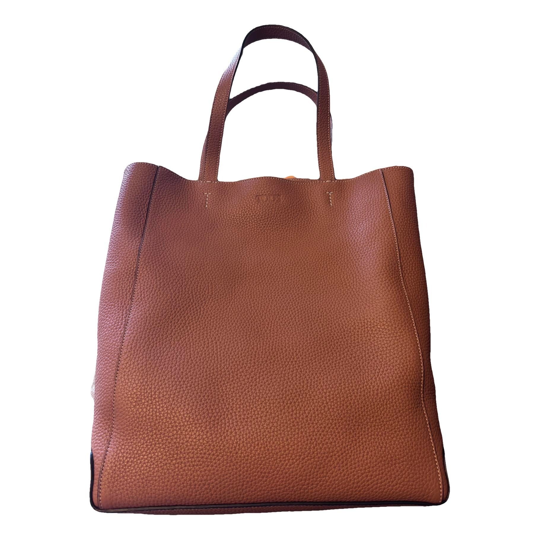 Leather tote