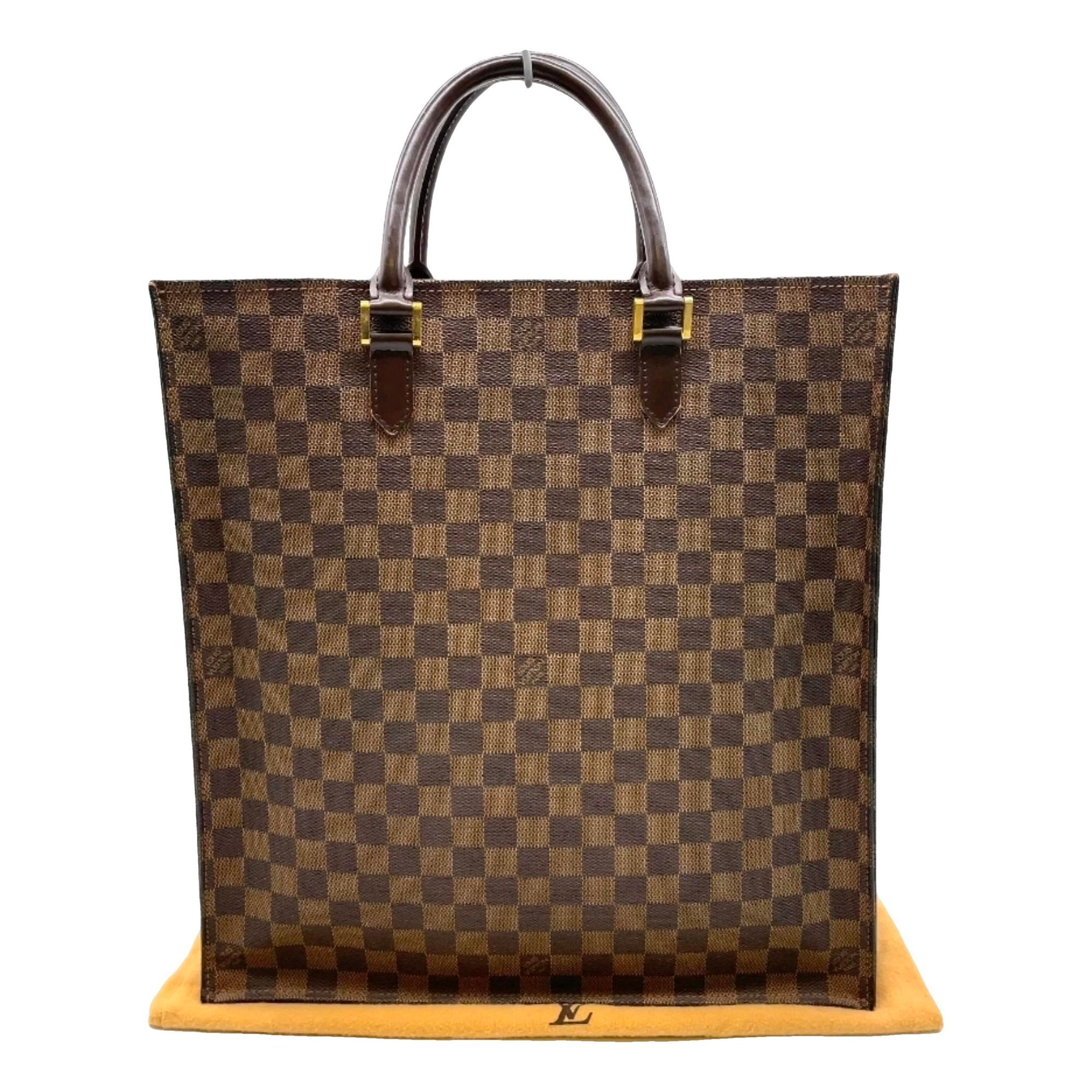 Louis Vuitton Plat cloth handbag