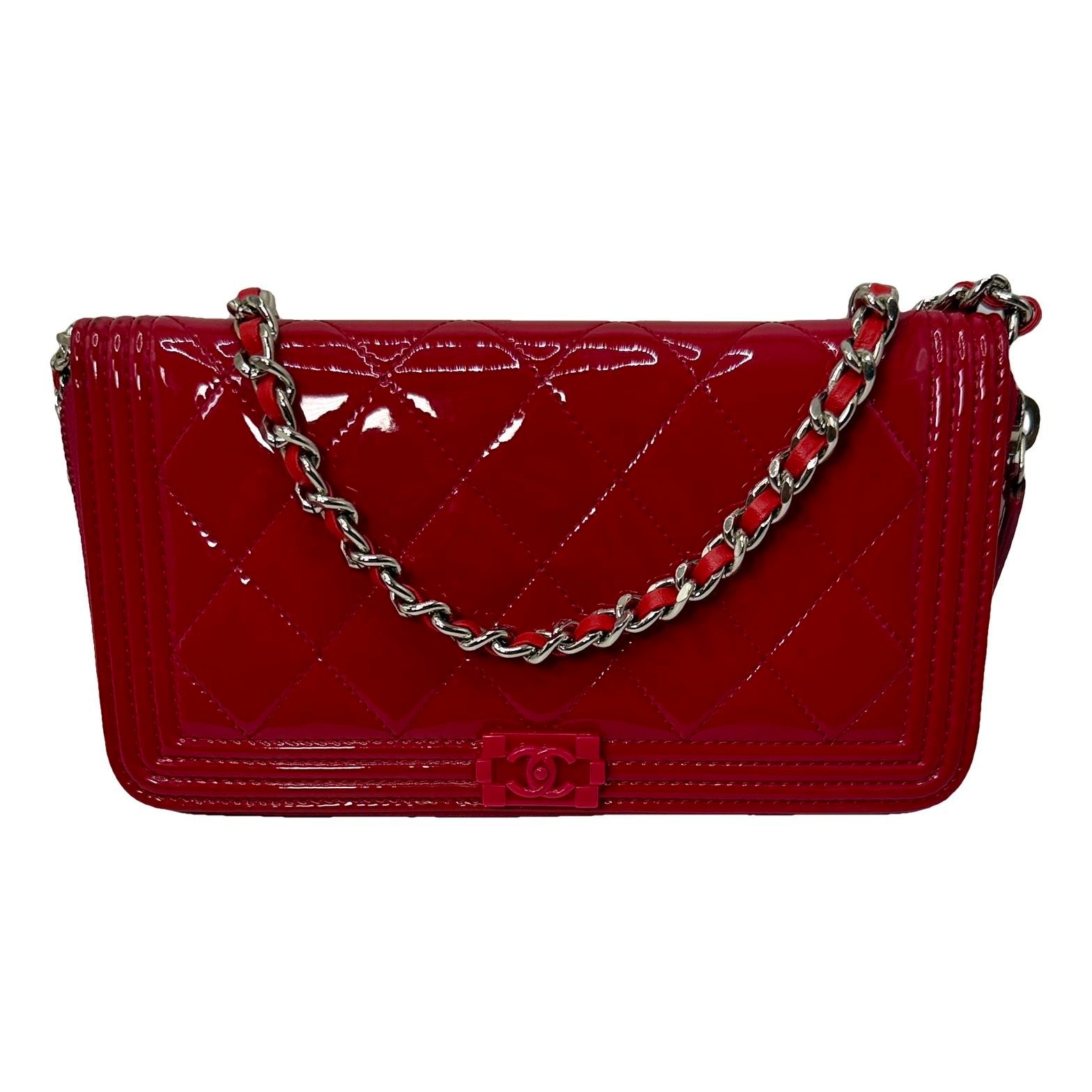 Wallet On Chain Boy patent leather crossbody bag