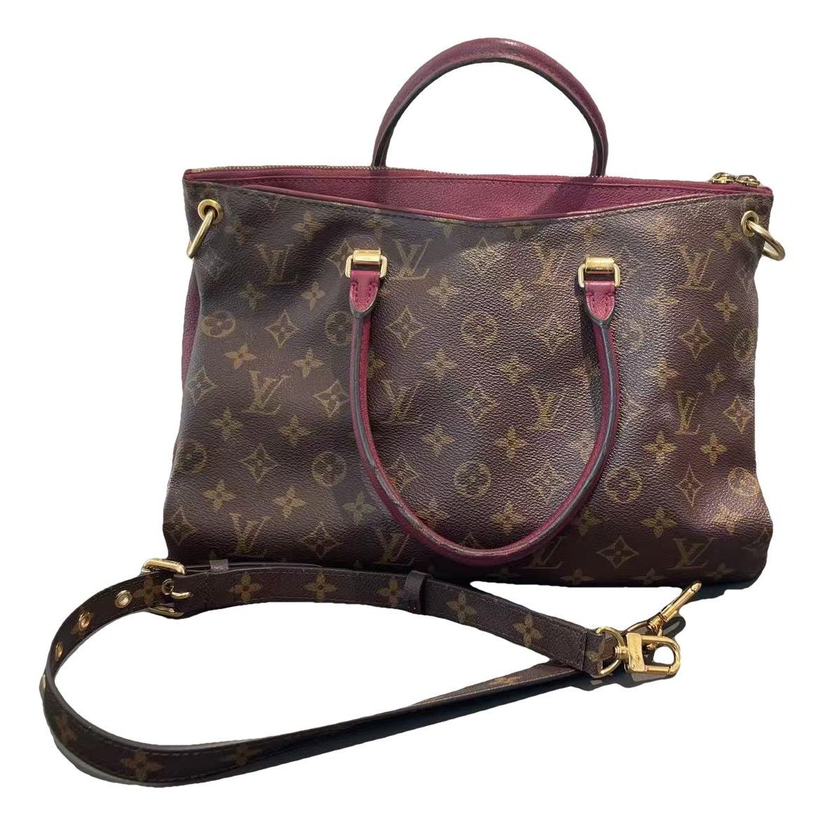Pallas leather handbag