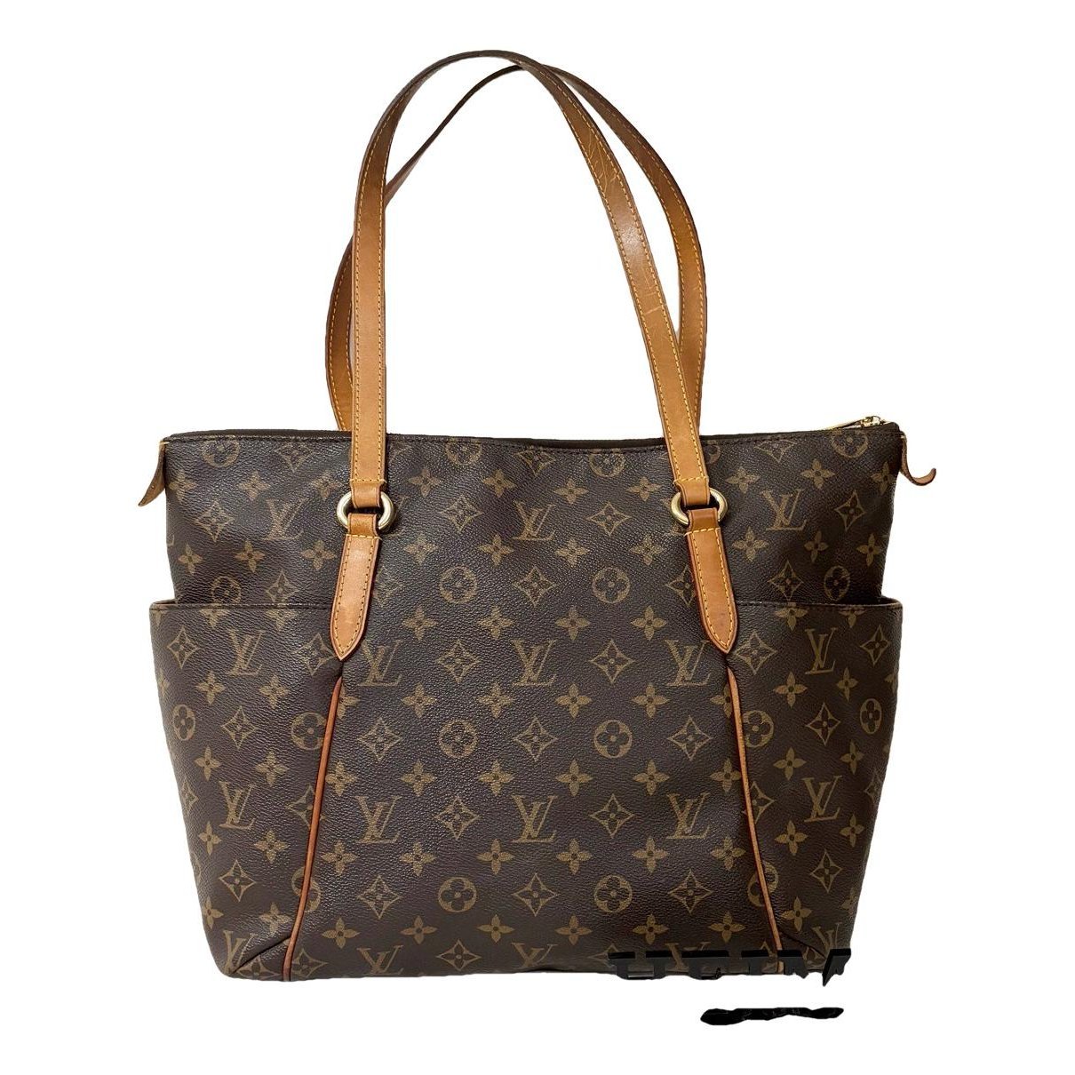Totally leather handbag