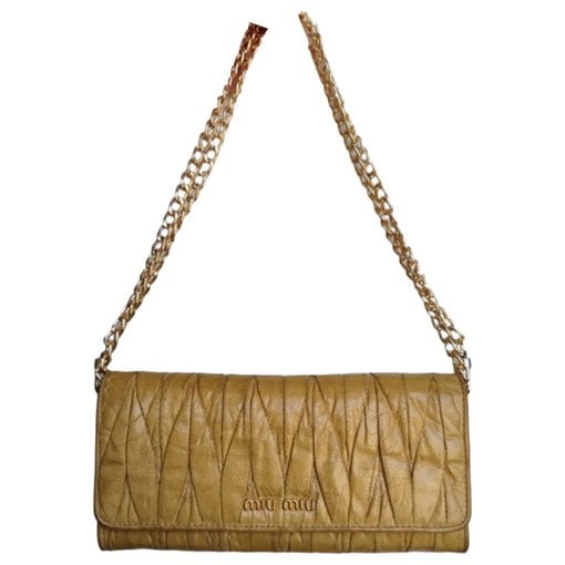 Matelassé leather crossbody bag
