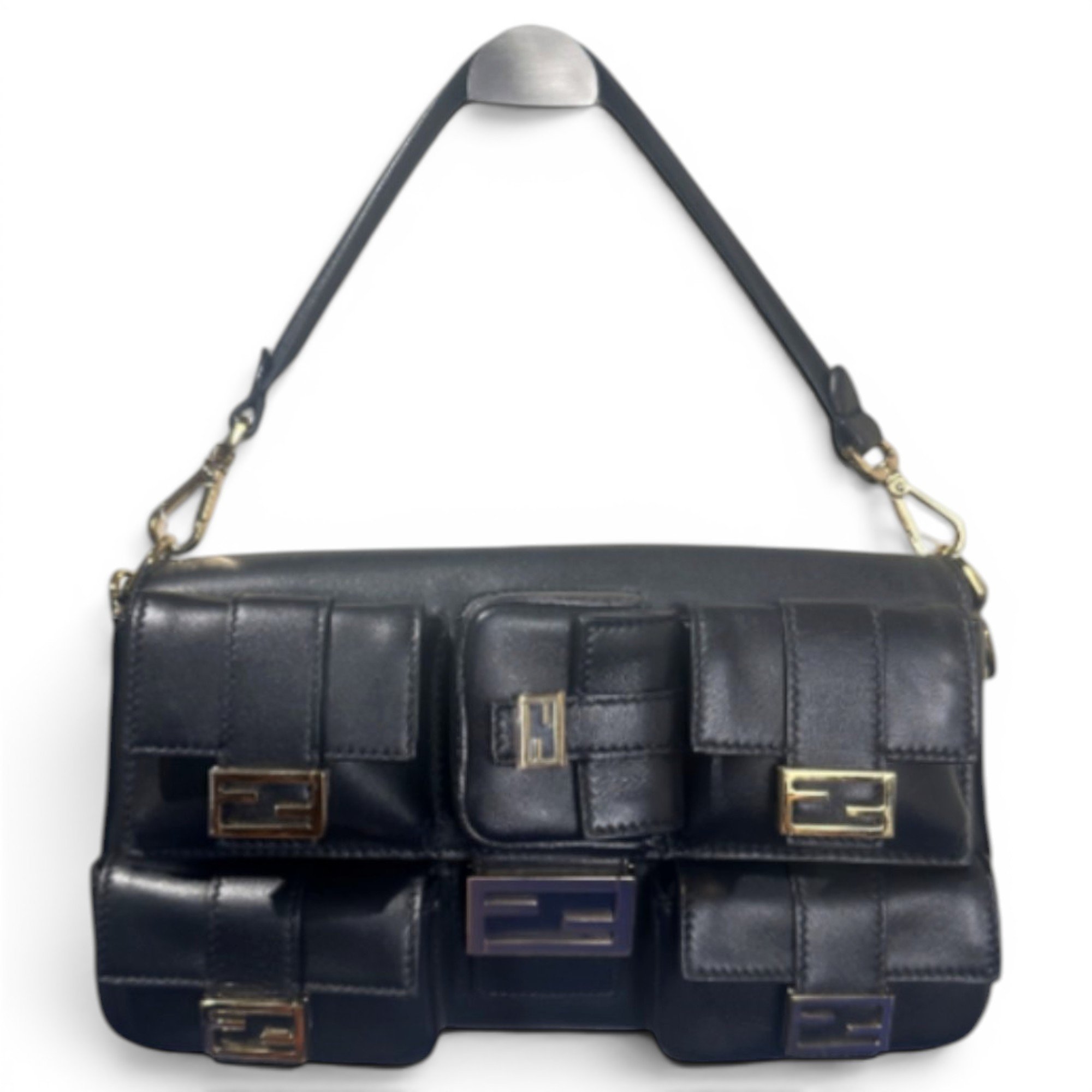 Baguette leather handbag