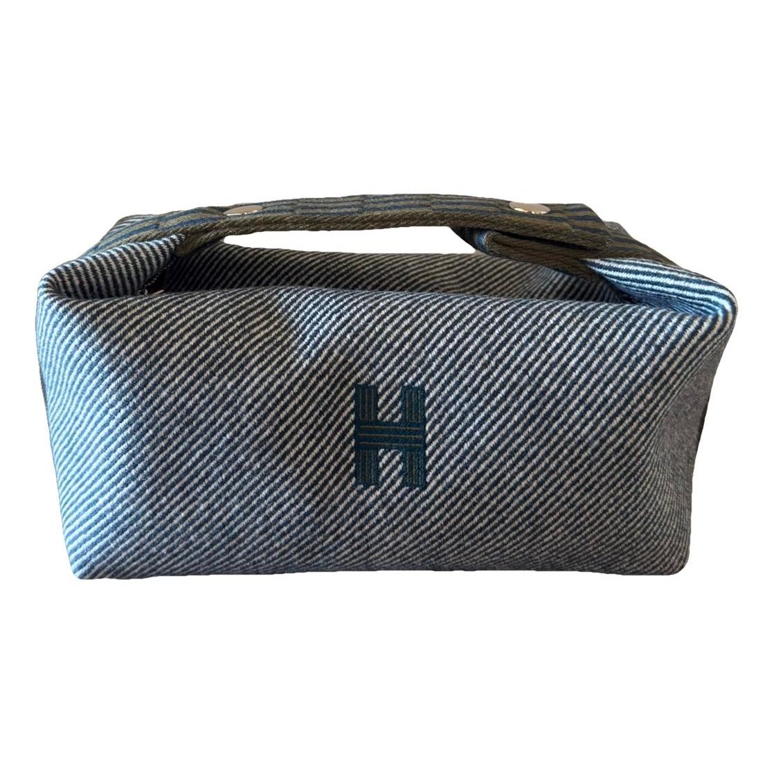 Clutch bag