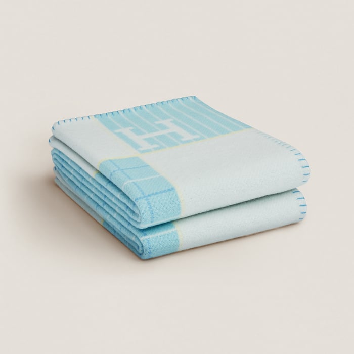 Vert Aqua Avalon Cabriole Blanket