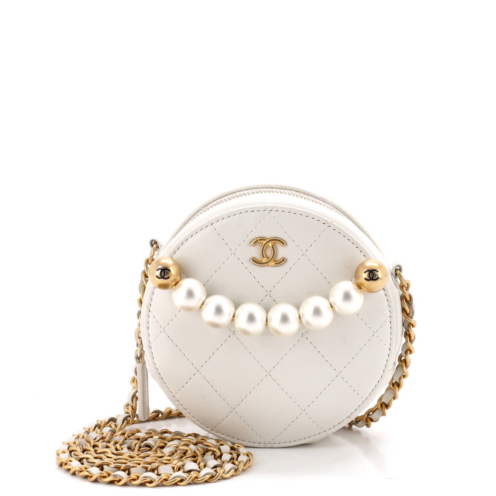 Chic Pearls Round Clutch with Chain Quilted Lambskin