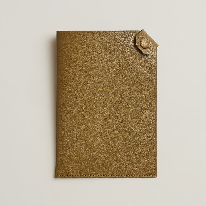 Bronze Doré Tarmac Passport Holder