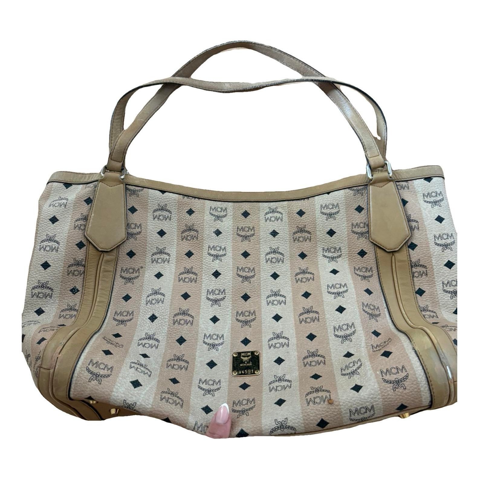 Leather handbag