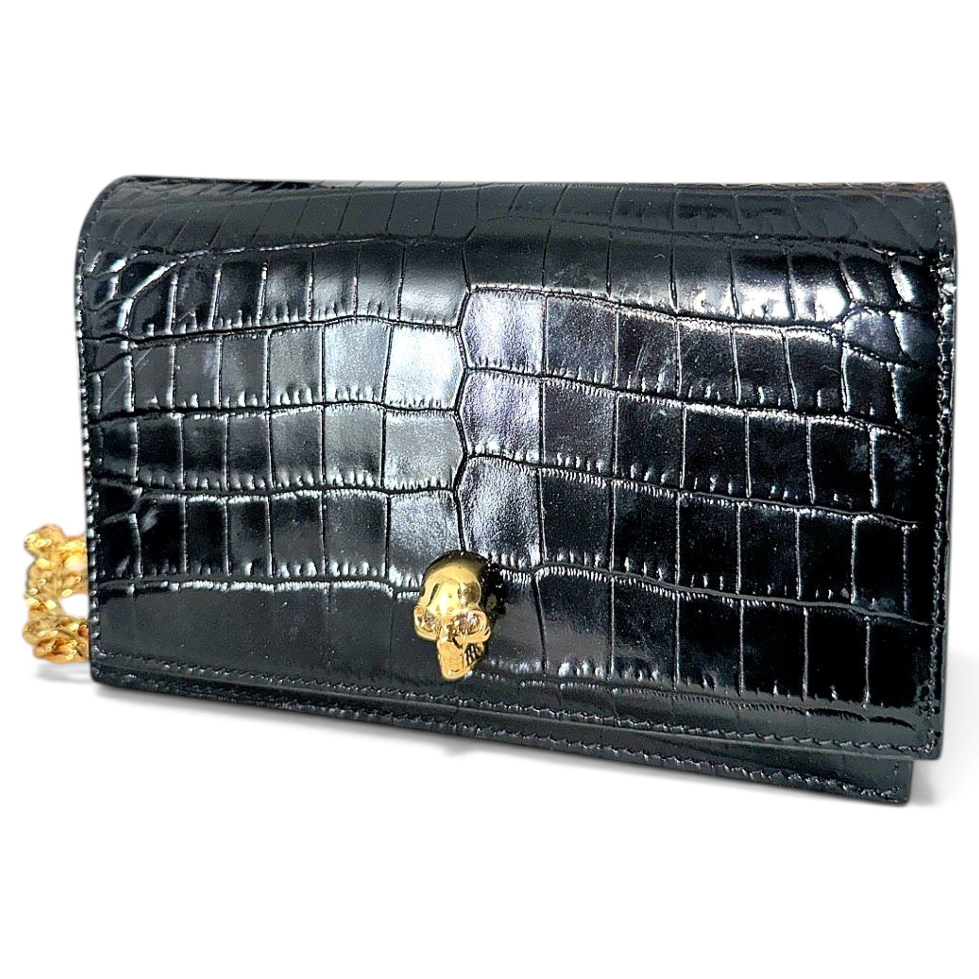 Skull leather crossbody bag