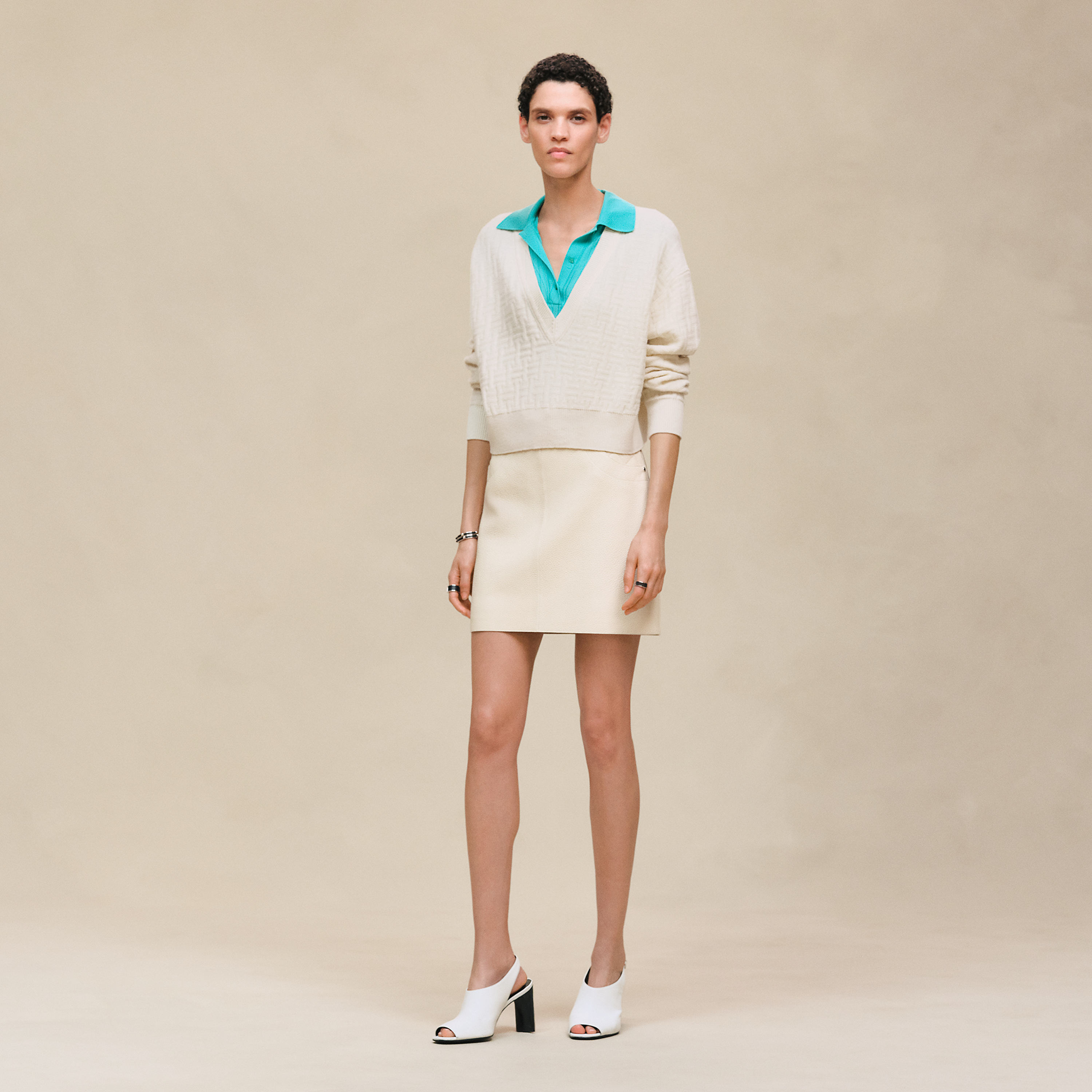 Pull manches longues motif « H Voyage »
