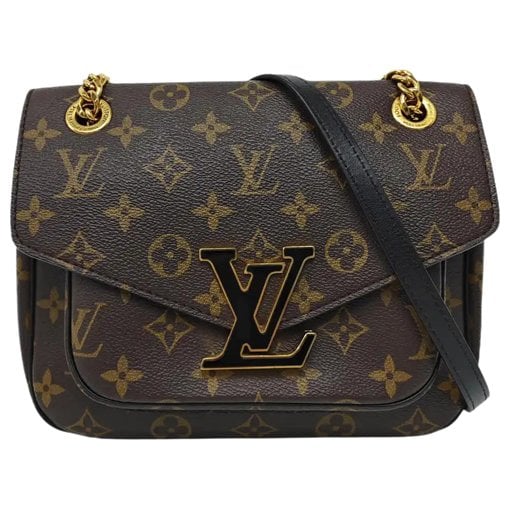 Passy leather crossbody bag