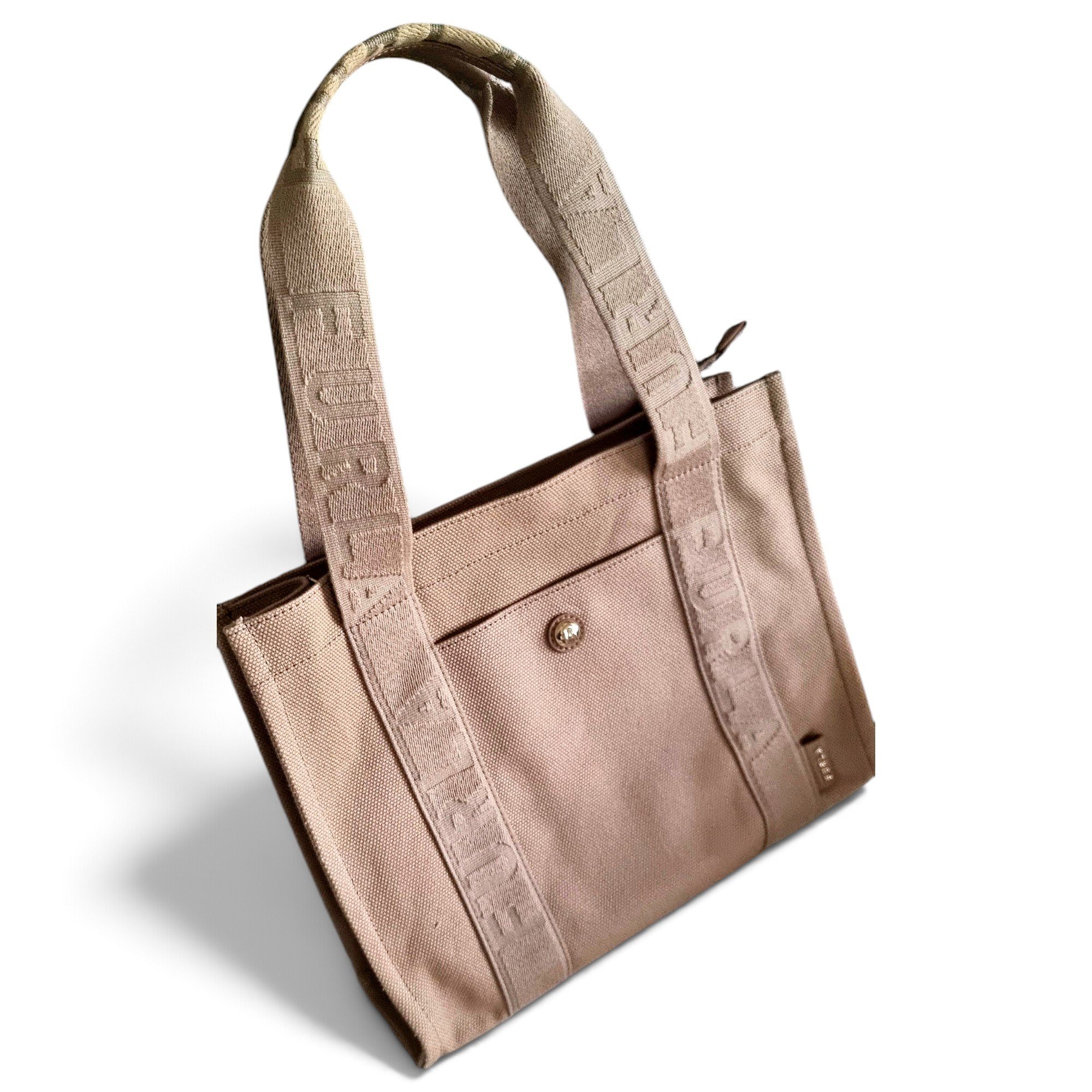 Tote