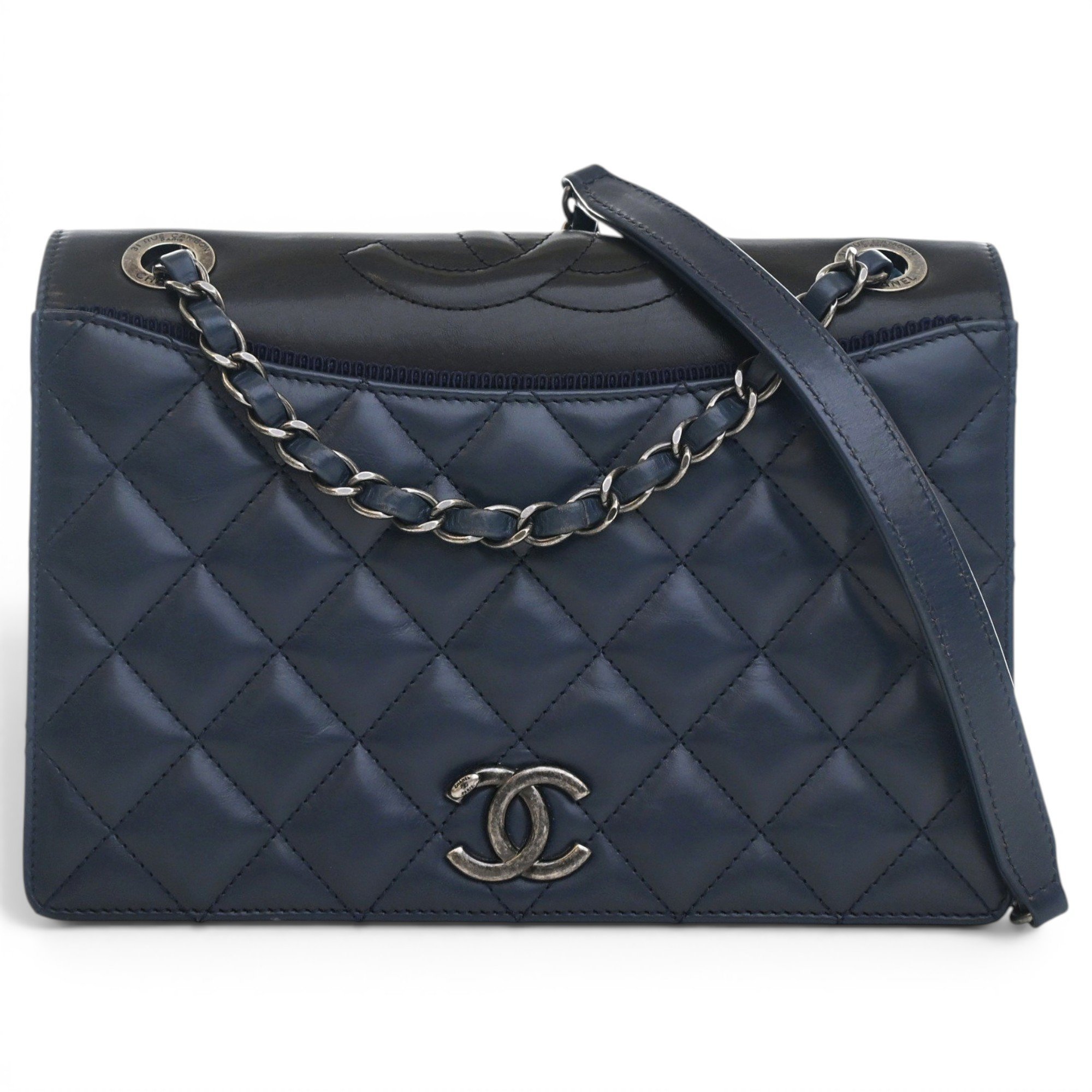 Leather crossbody bag