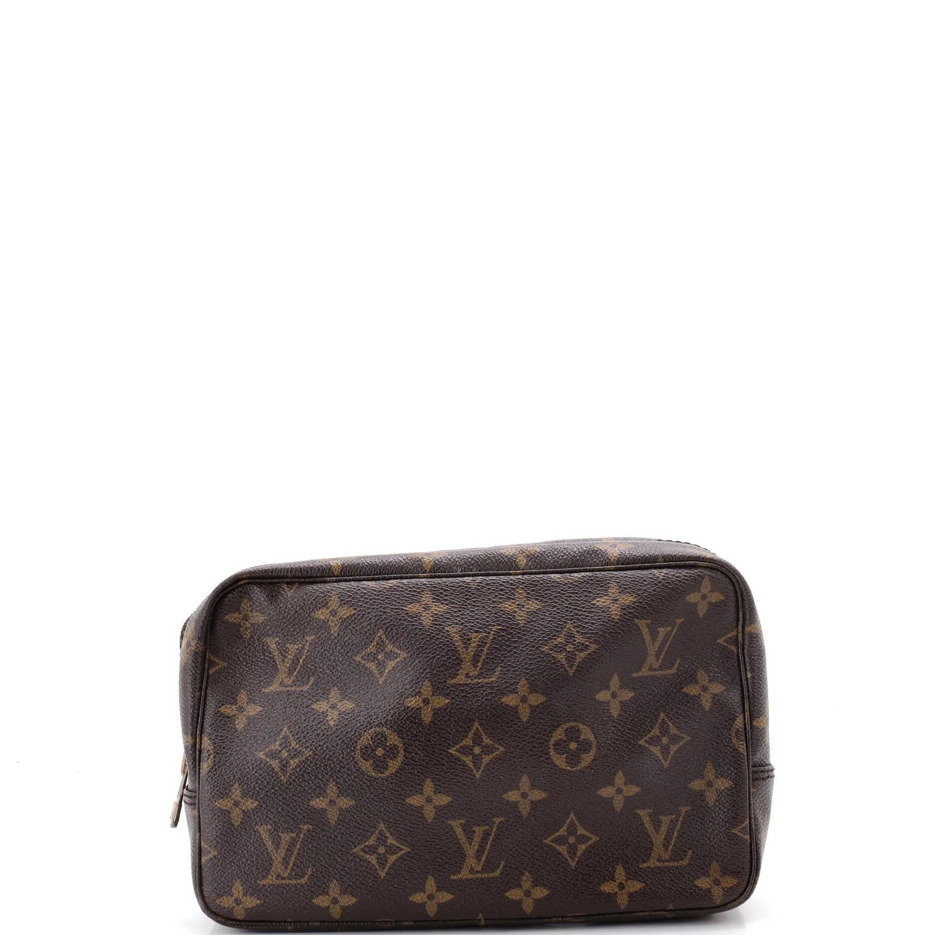 Cloth vanity case
