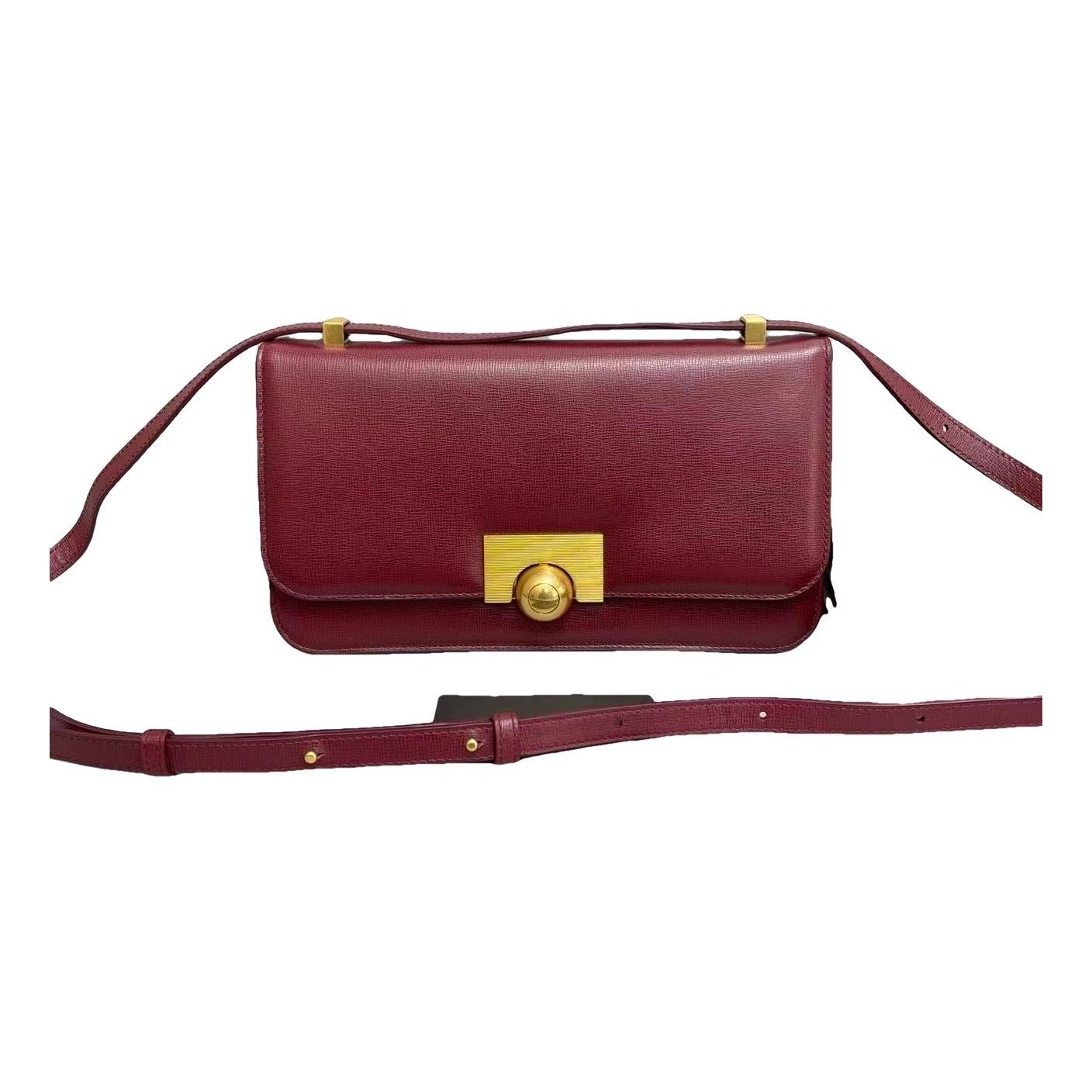 Bottega Veneta BV Classic leather handbag