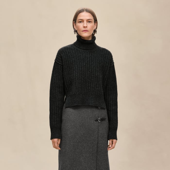 Gris Volcanique Long-sleeve Thick Sweater