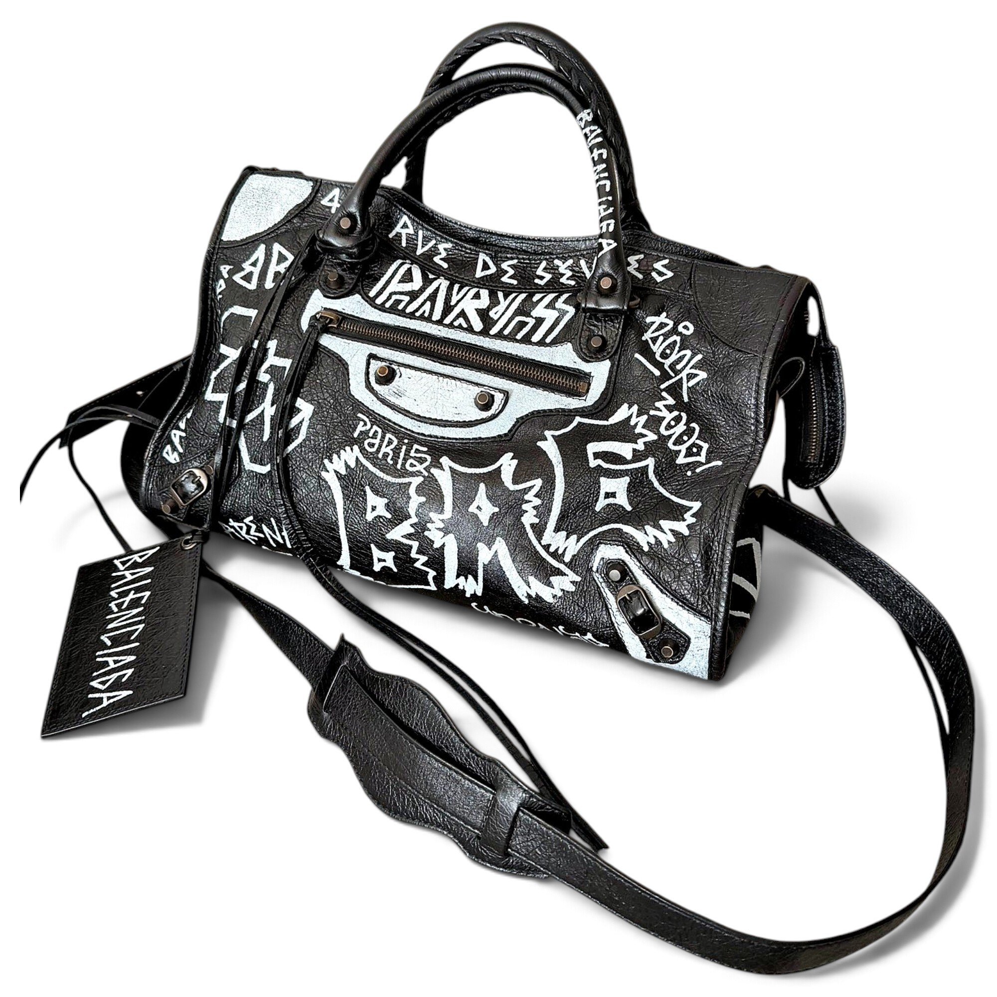 City leather handbag