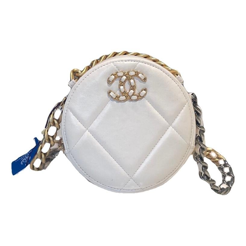 Chanel 19 leather crossbody bag