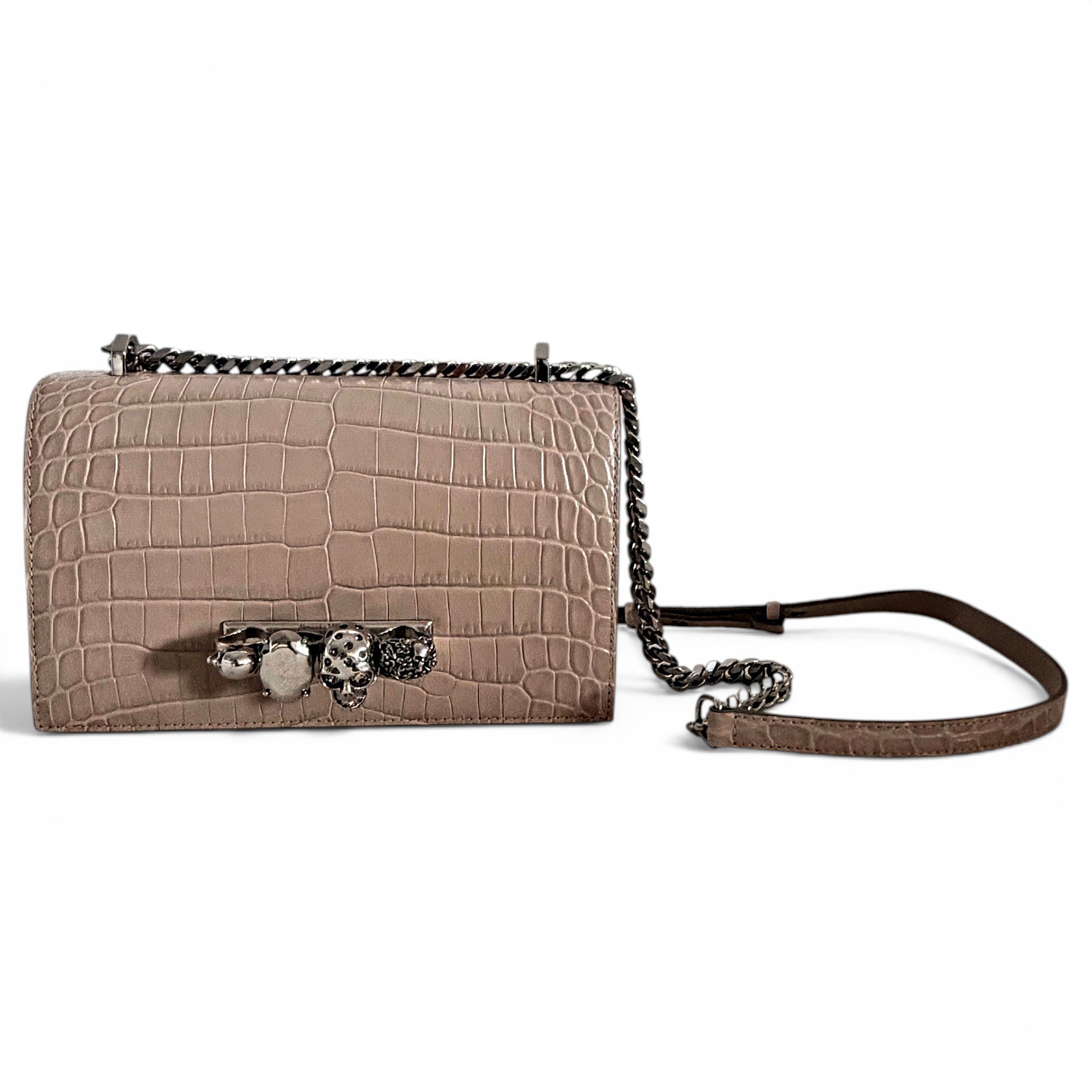 Knuckle leather handbag