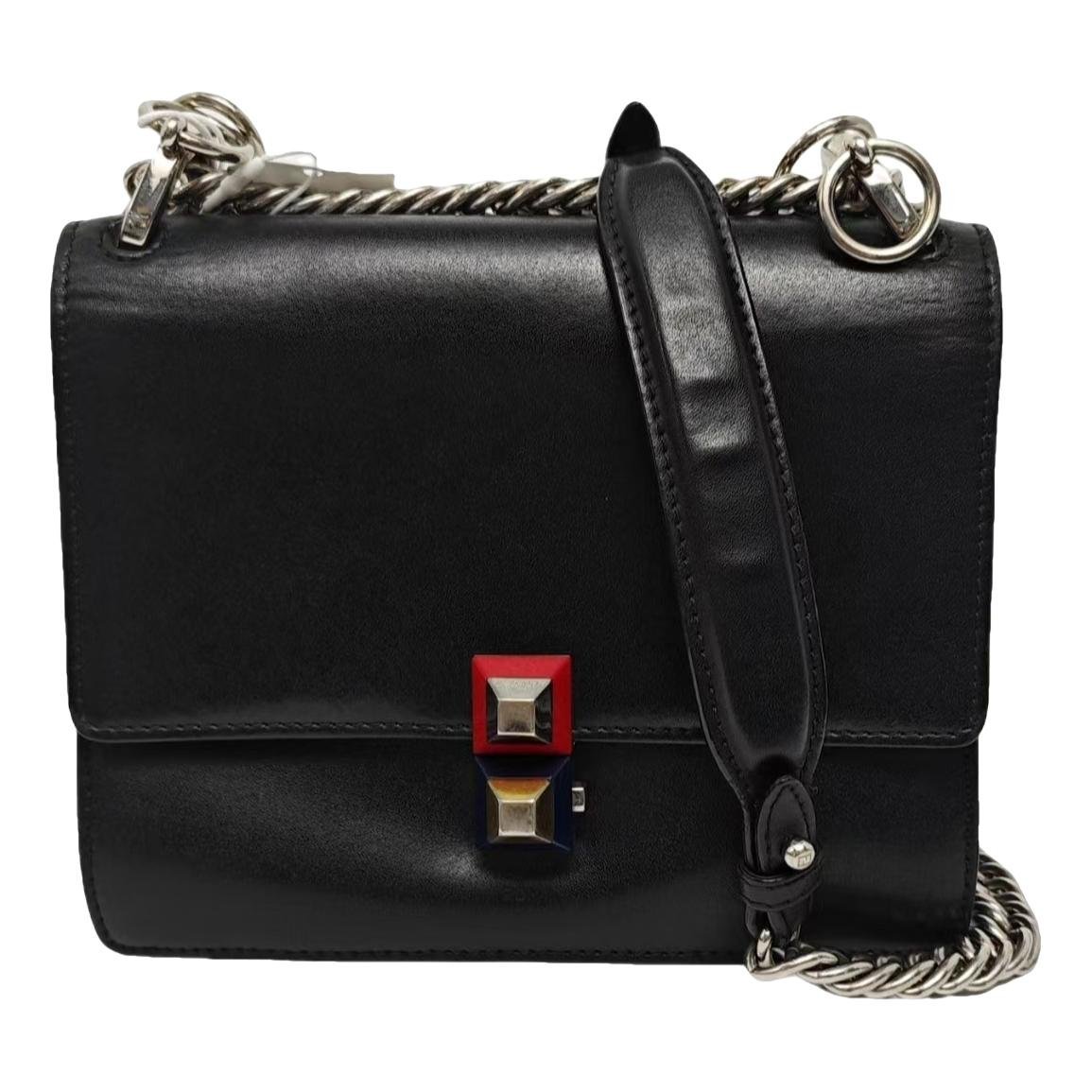 Kan I leather handbag