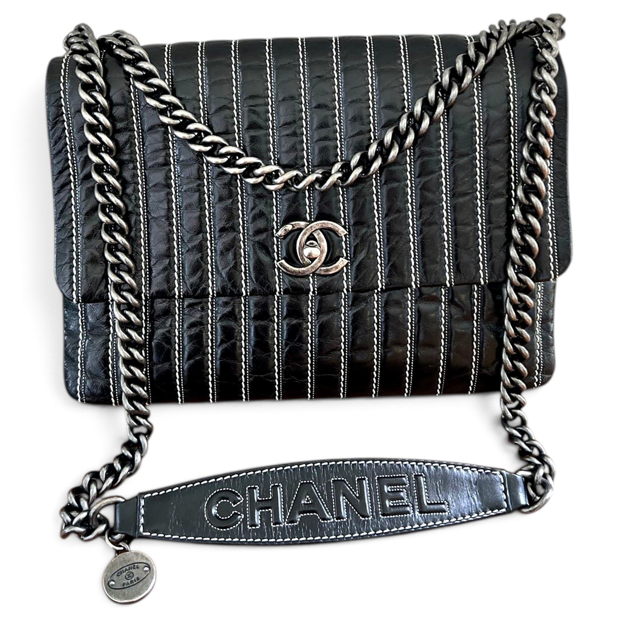 Timeless/Classique leather crossbody bag