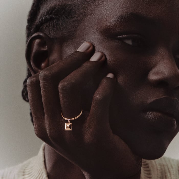 Sans Coloris Anel Hermès Clou d'H, Modelo Pequeno
