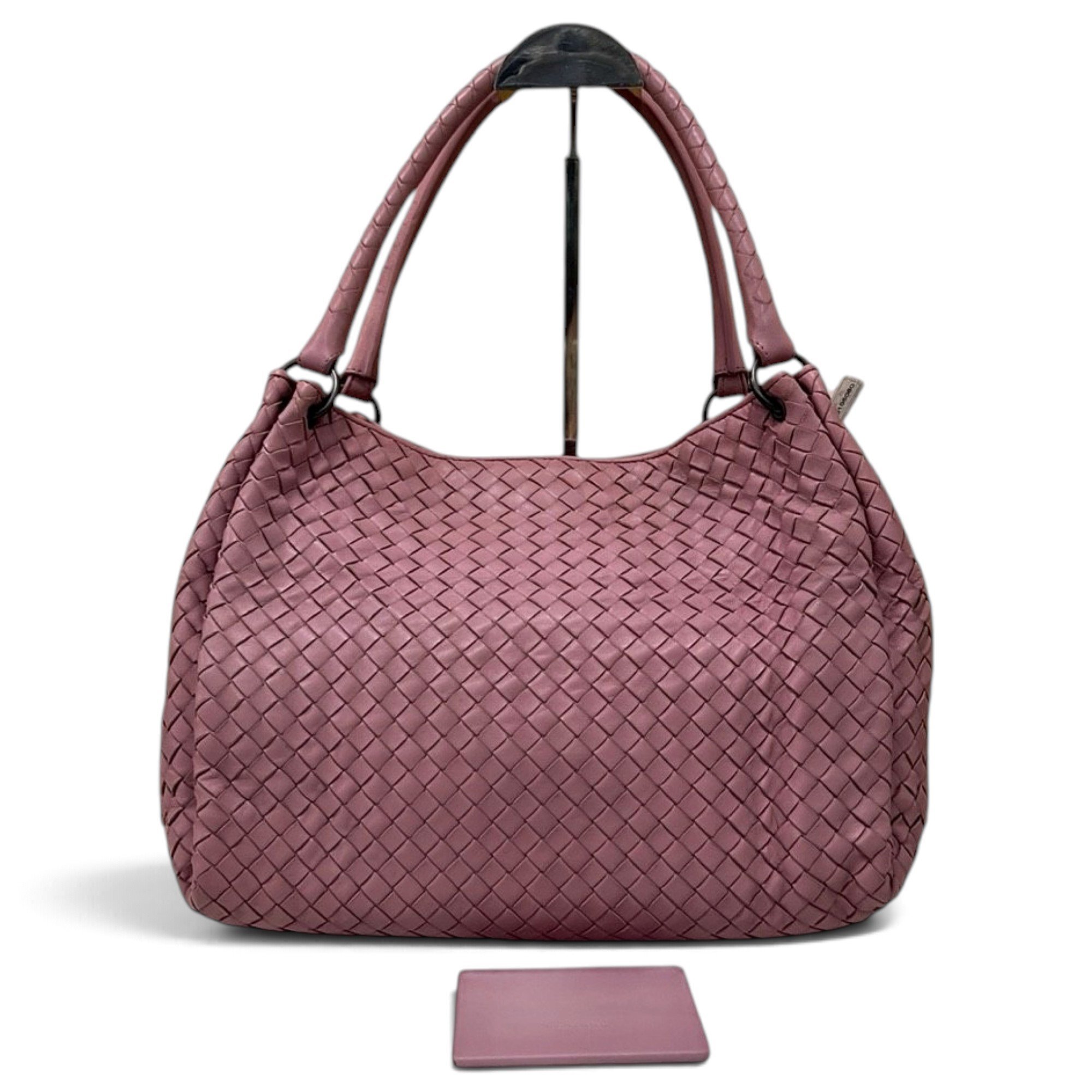 Veneta leather handbag