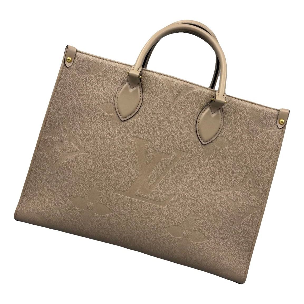 Onthego leather handbag