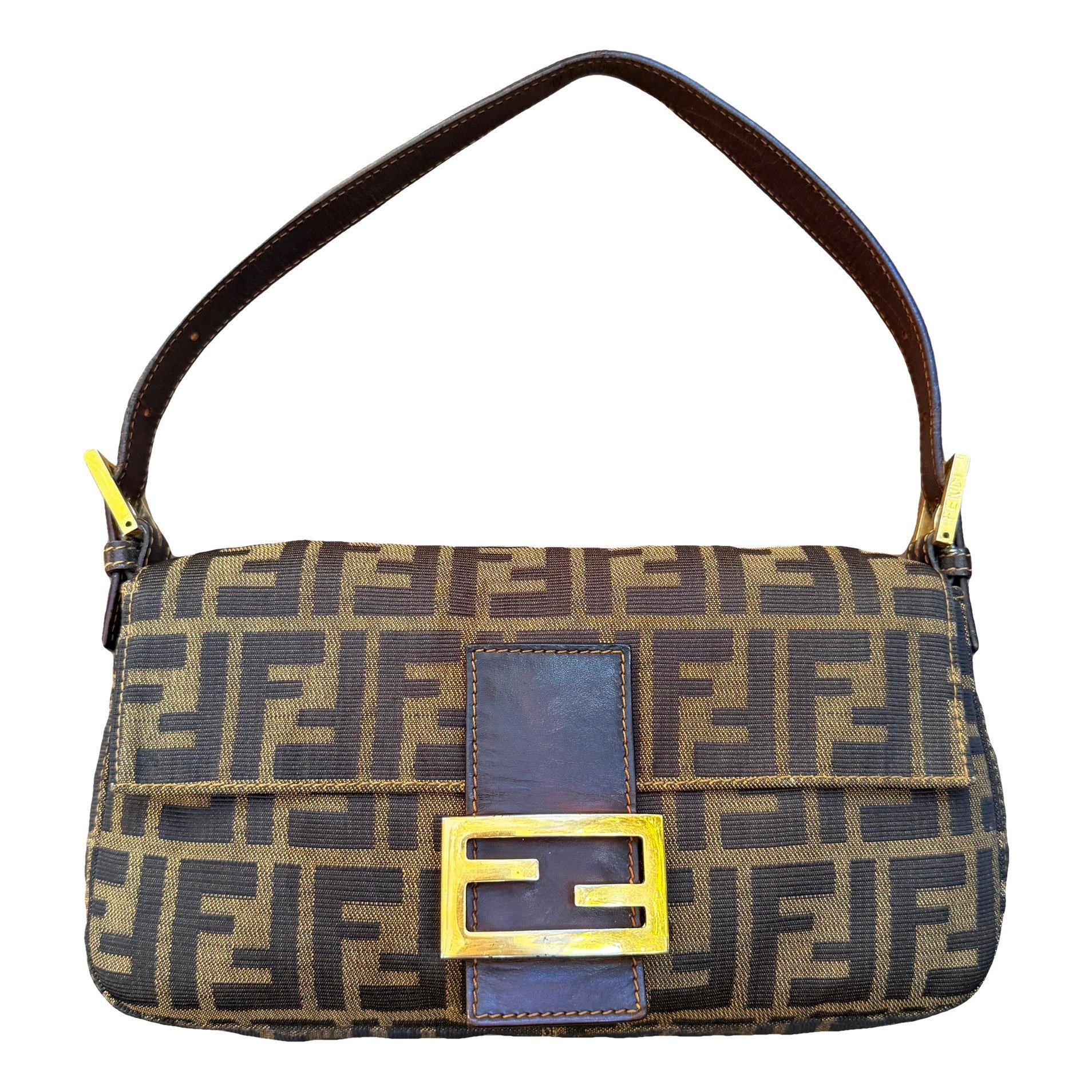 Baguette cloth handbag