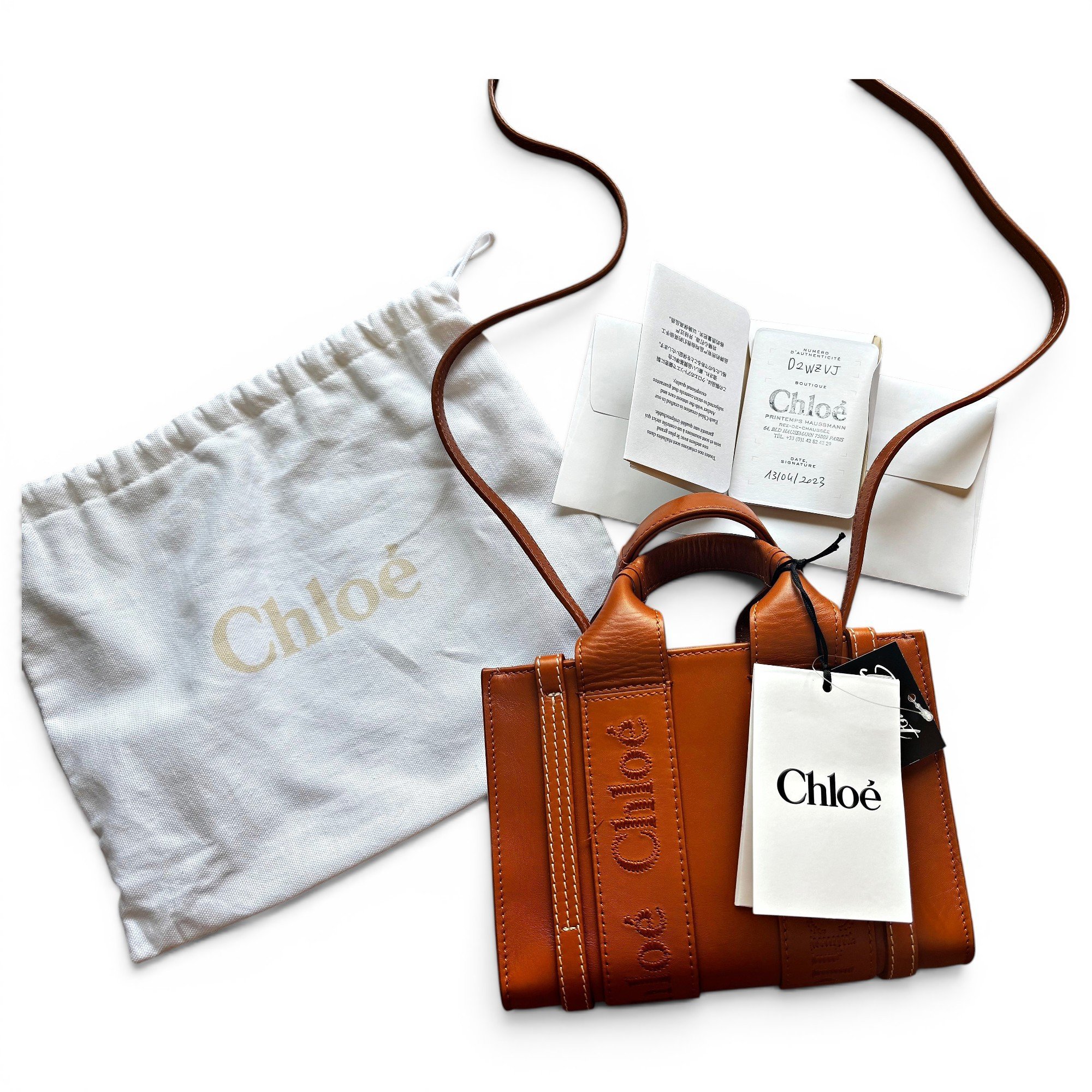 Woody leather crossbody bag