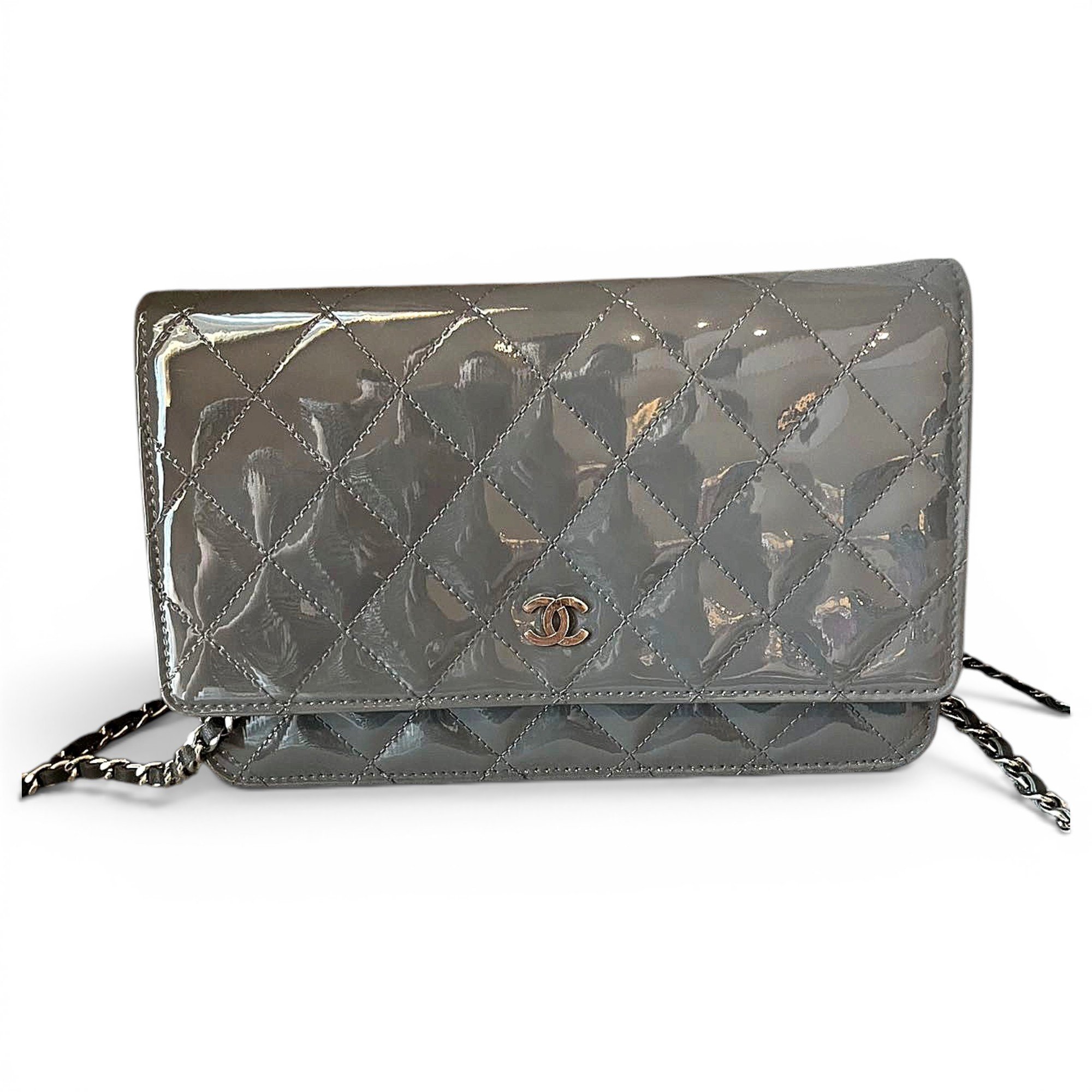 Wallet On Chain Timeless/Classique patent leather crossbody bag