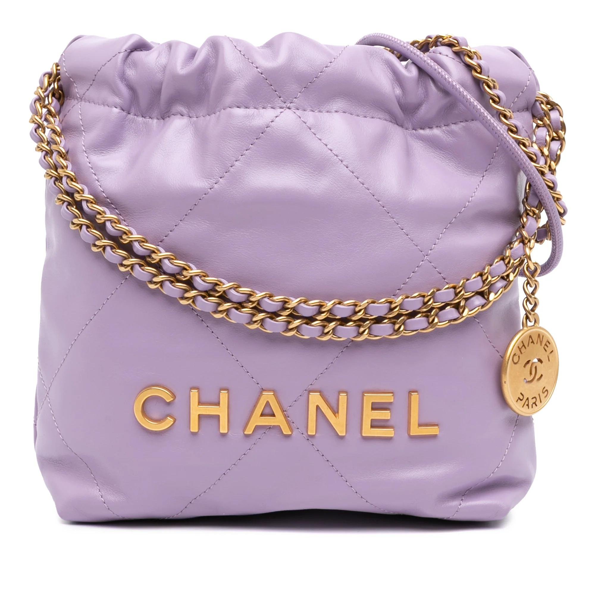Chanel 22 leather handbag