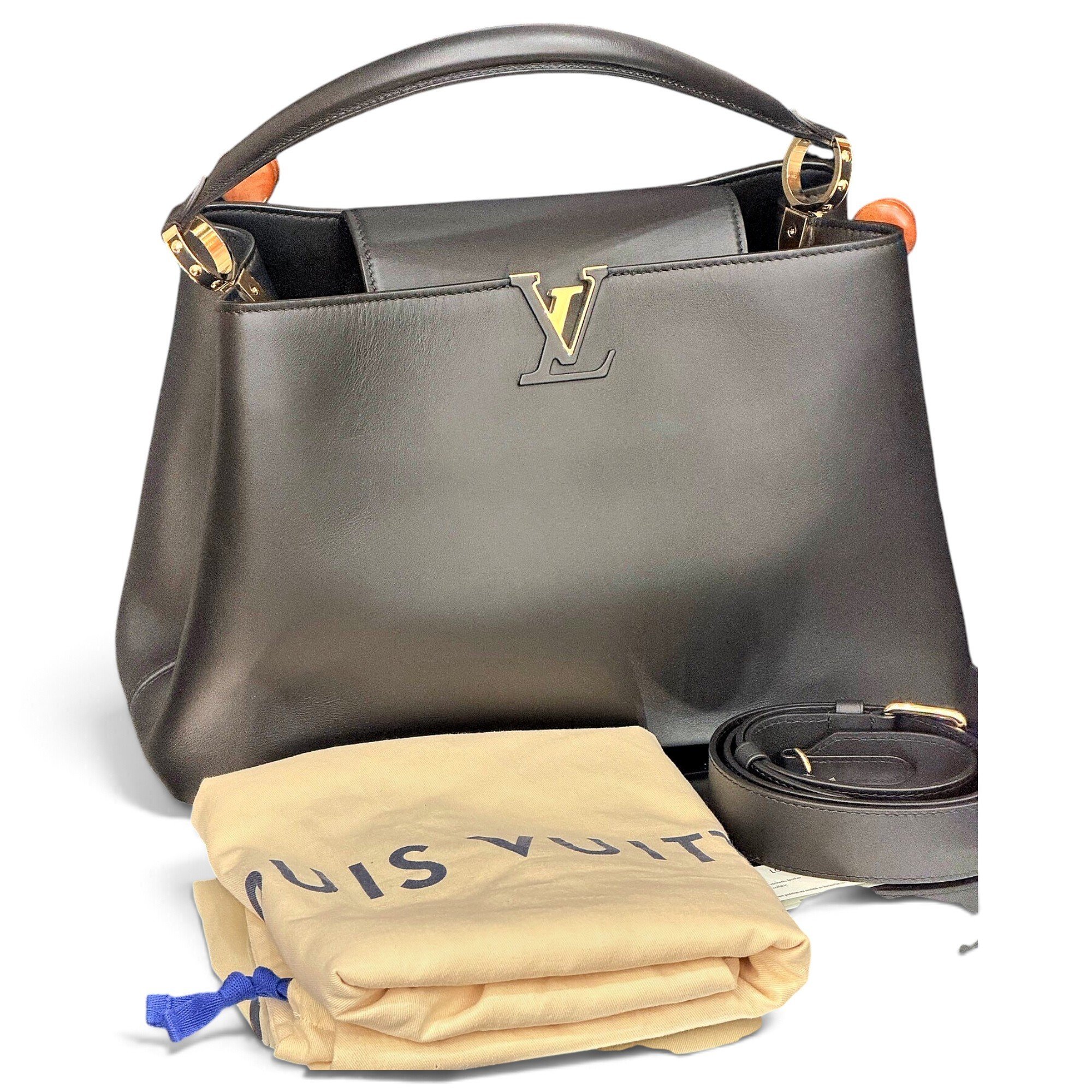 Capucines leather handbag
