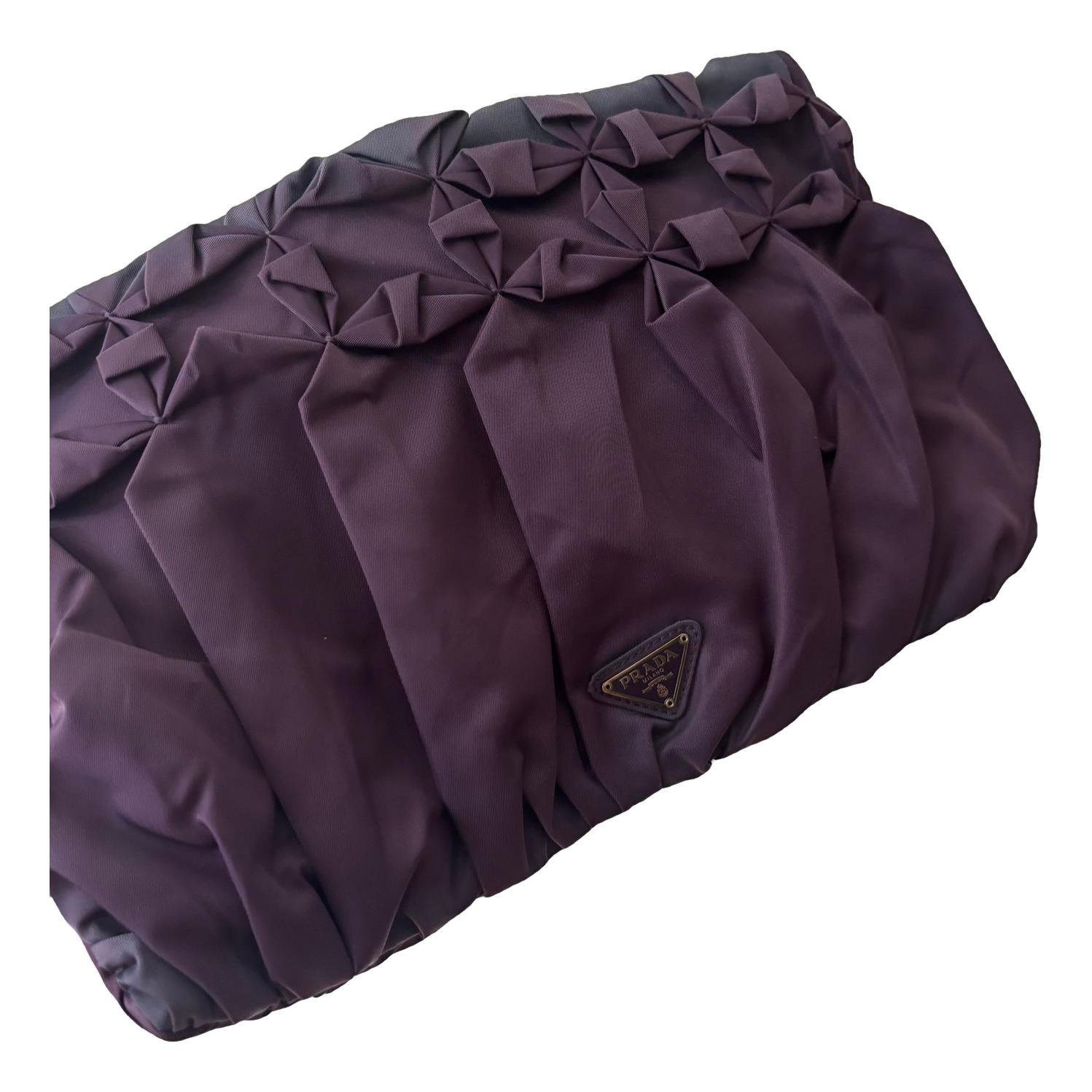 Cloth clutch bag