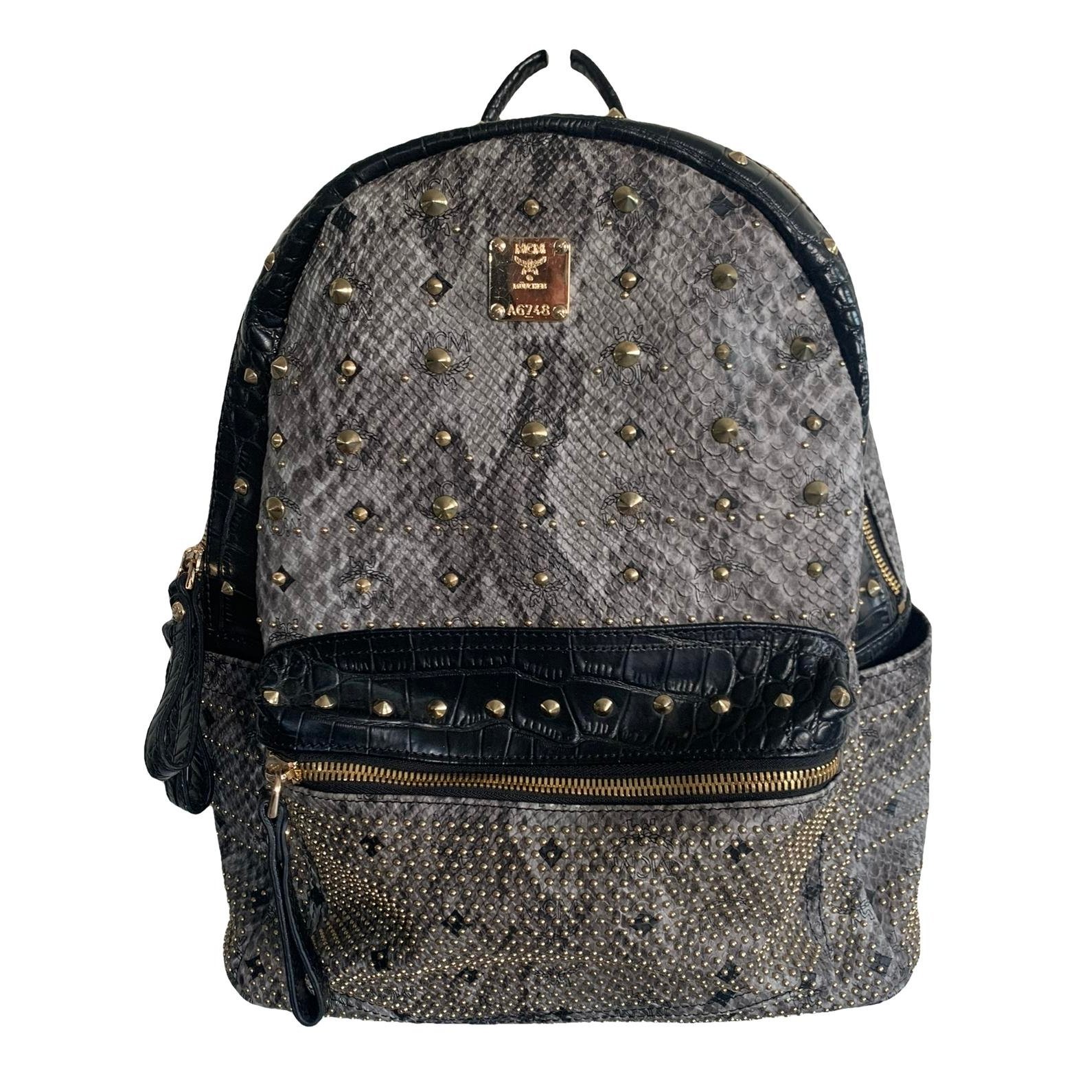 Stark backpack